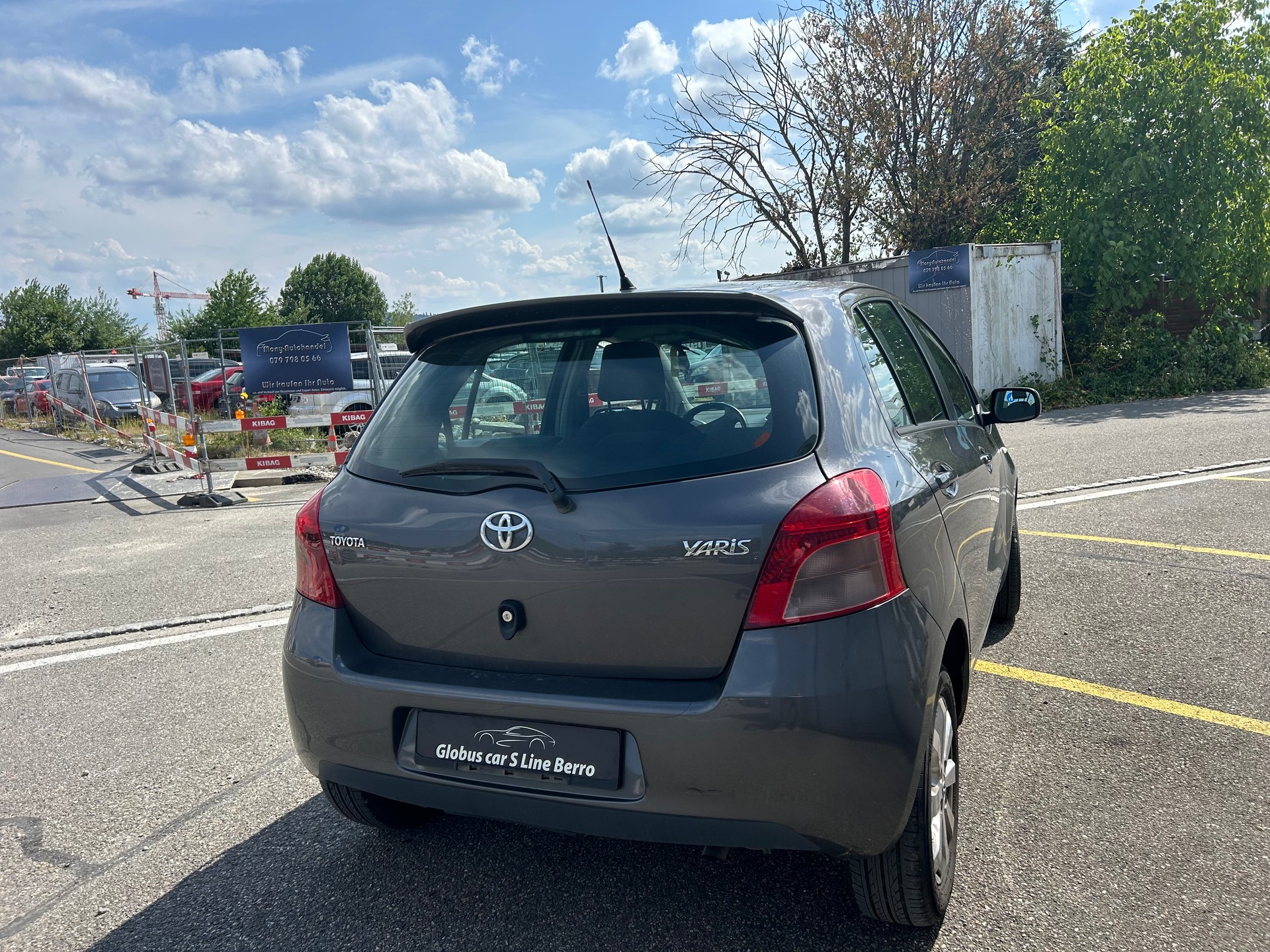 TOYOTA Yaris 1.3 Linea Sol-image-4