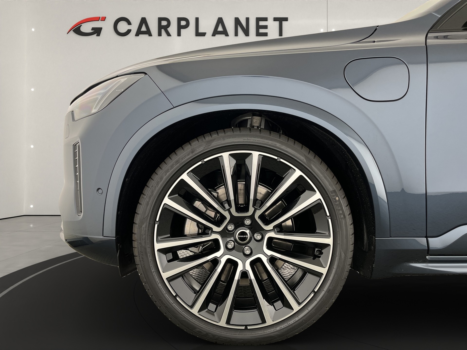 VOLVO XC90 2.0 T8 TE Black Edition eAWD-image-6