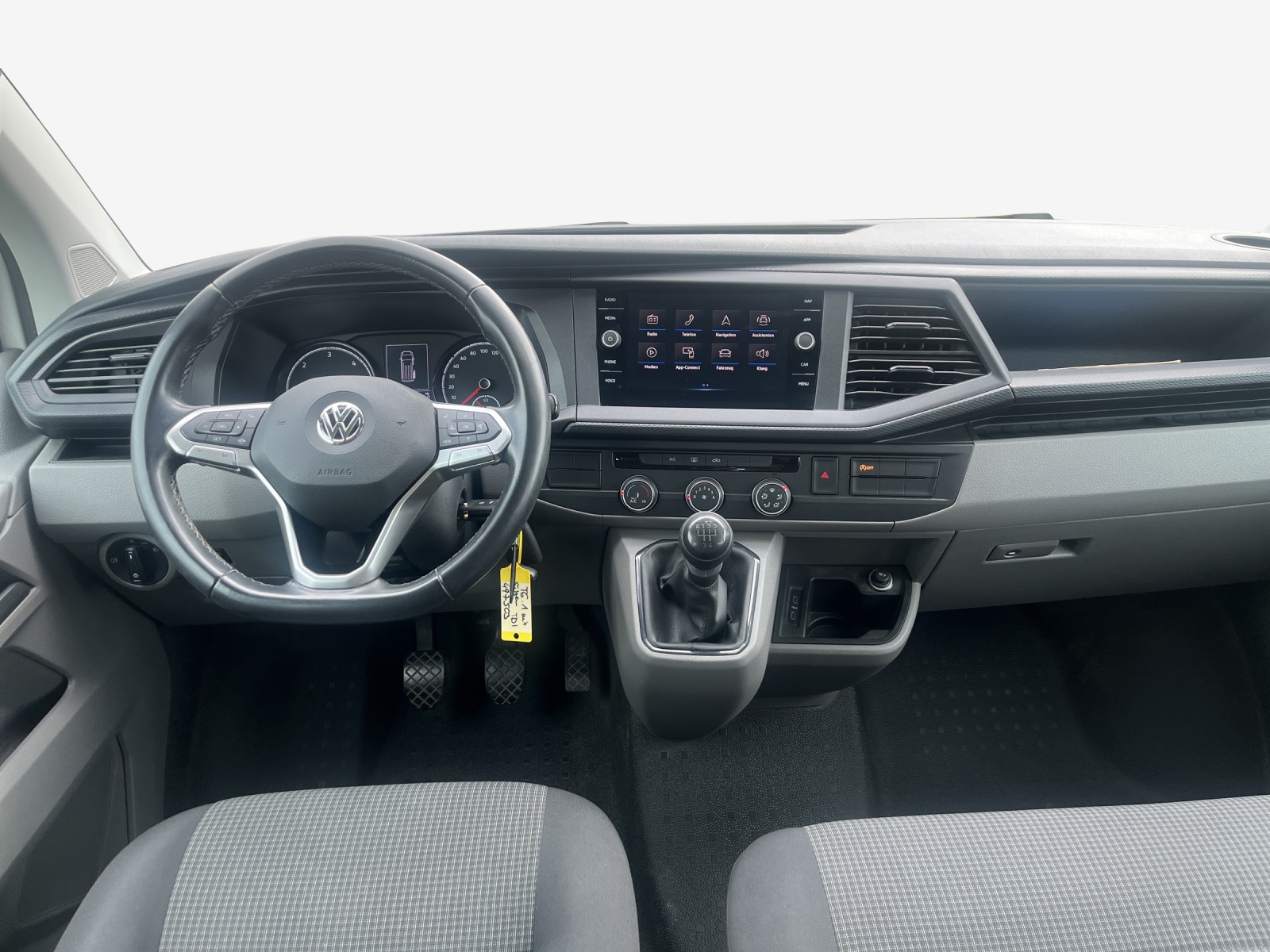 VW T6.1 2.0 TDI Entry-image-8