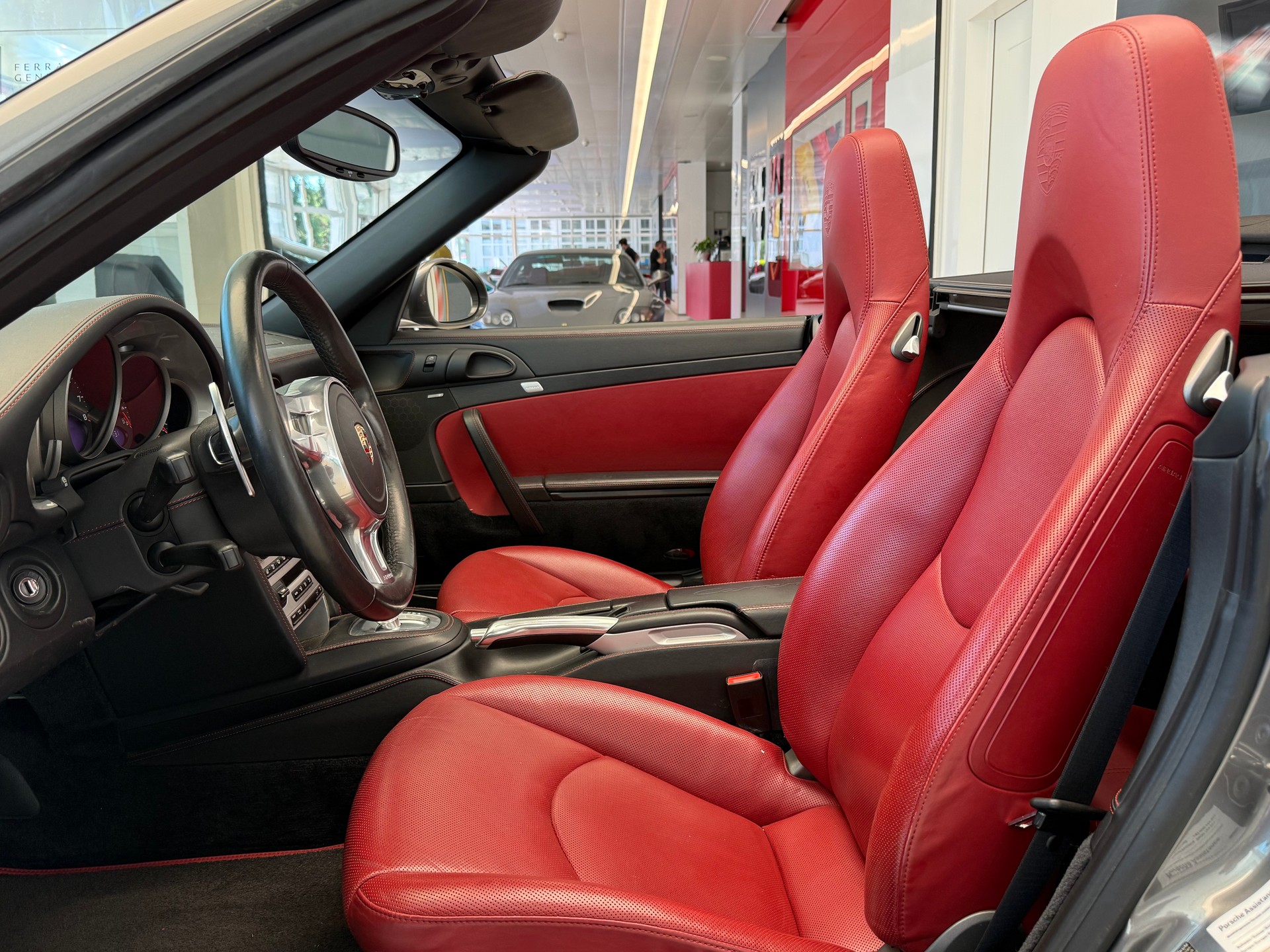 PORSCHE 911 Cabrio Carrera 4S PDK-image-9
