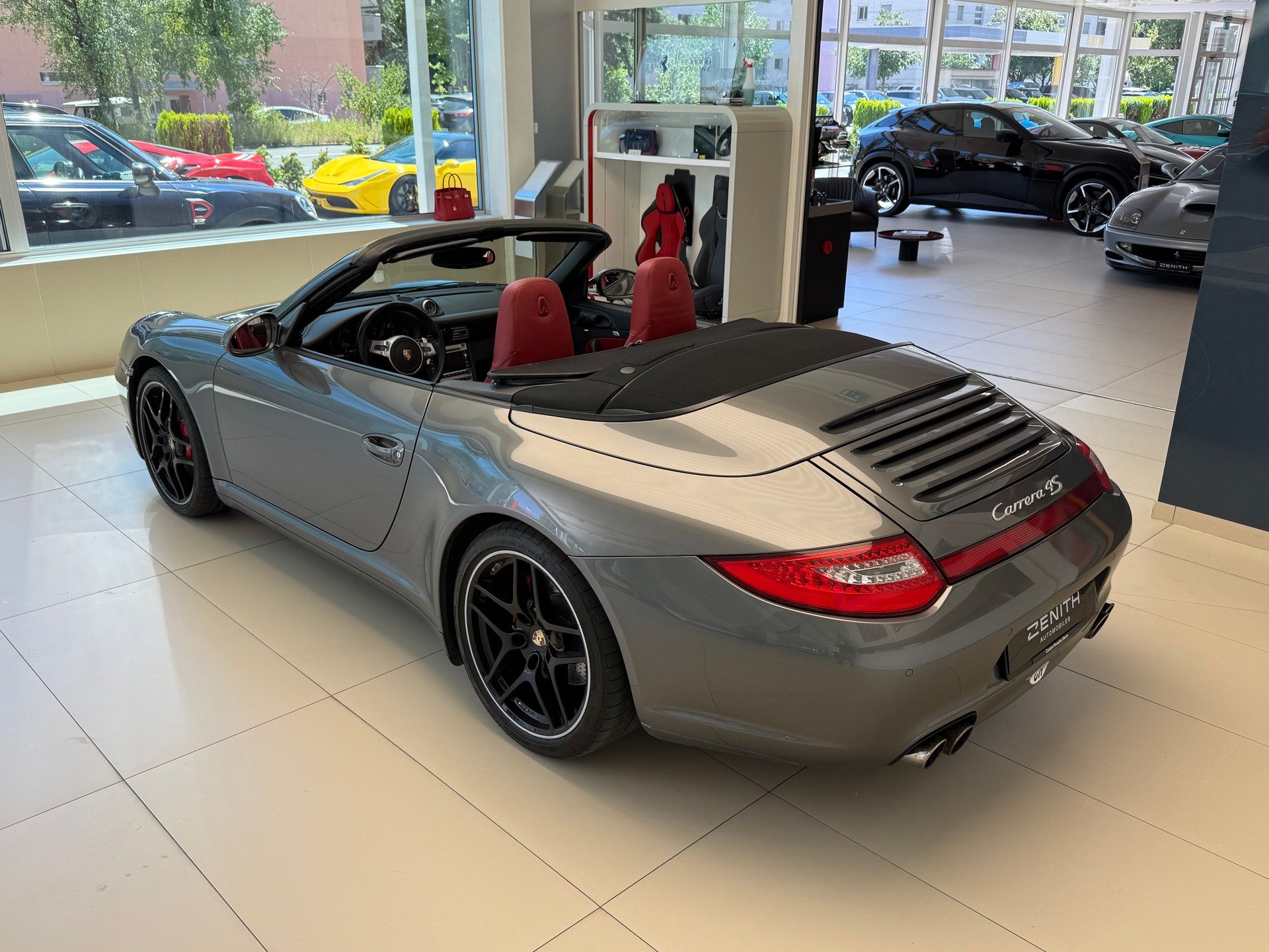 PORSCHE 911 Cabrio Carrera 4S PDK-image-6