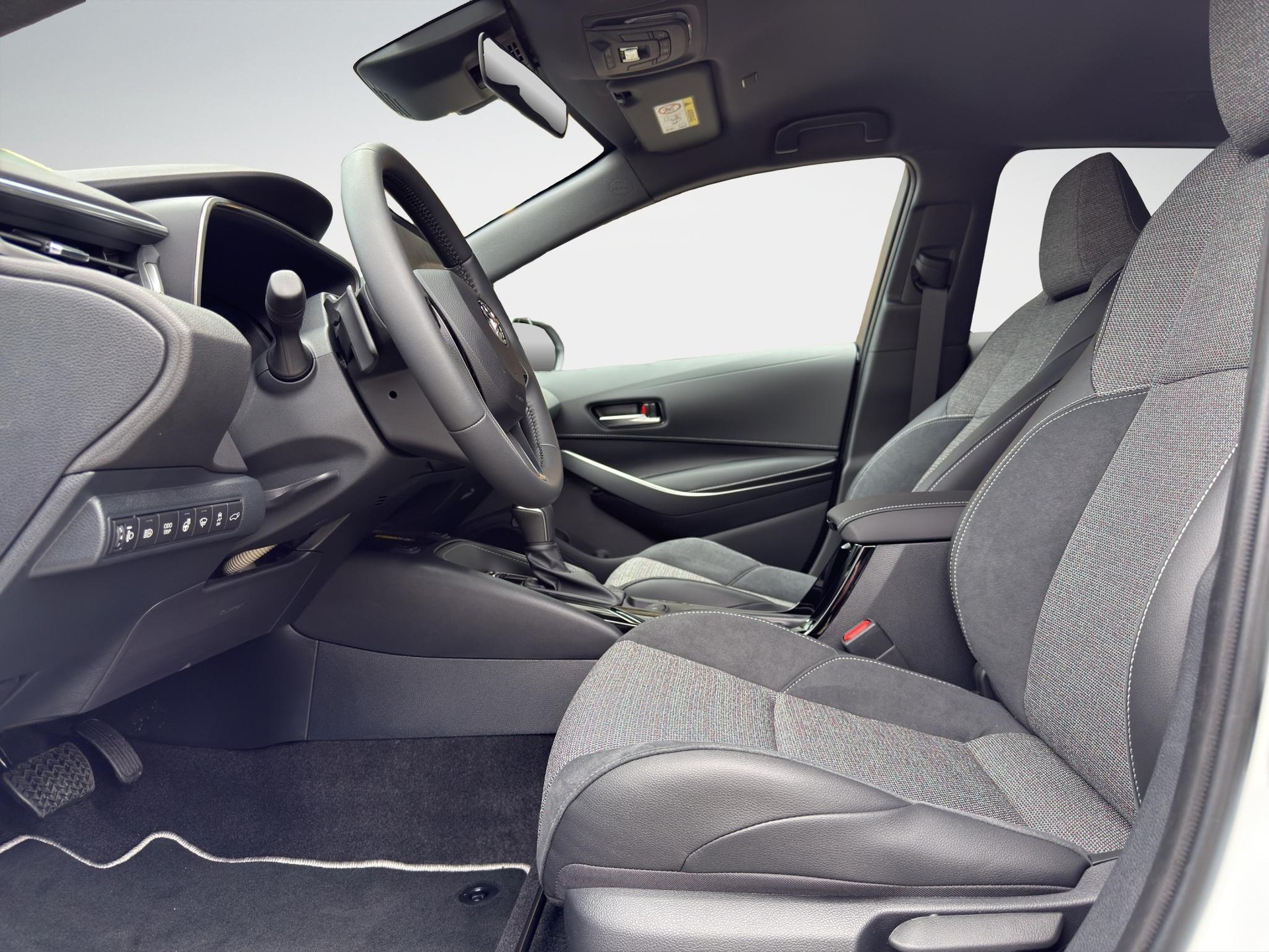 TOYOTA Corolla Touring Sports 2.0 HSD Swiss Edition-image-8