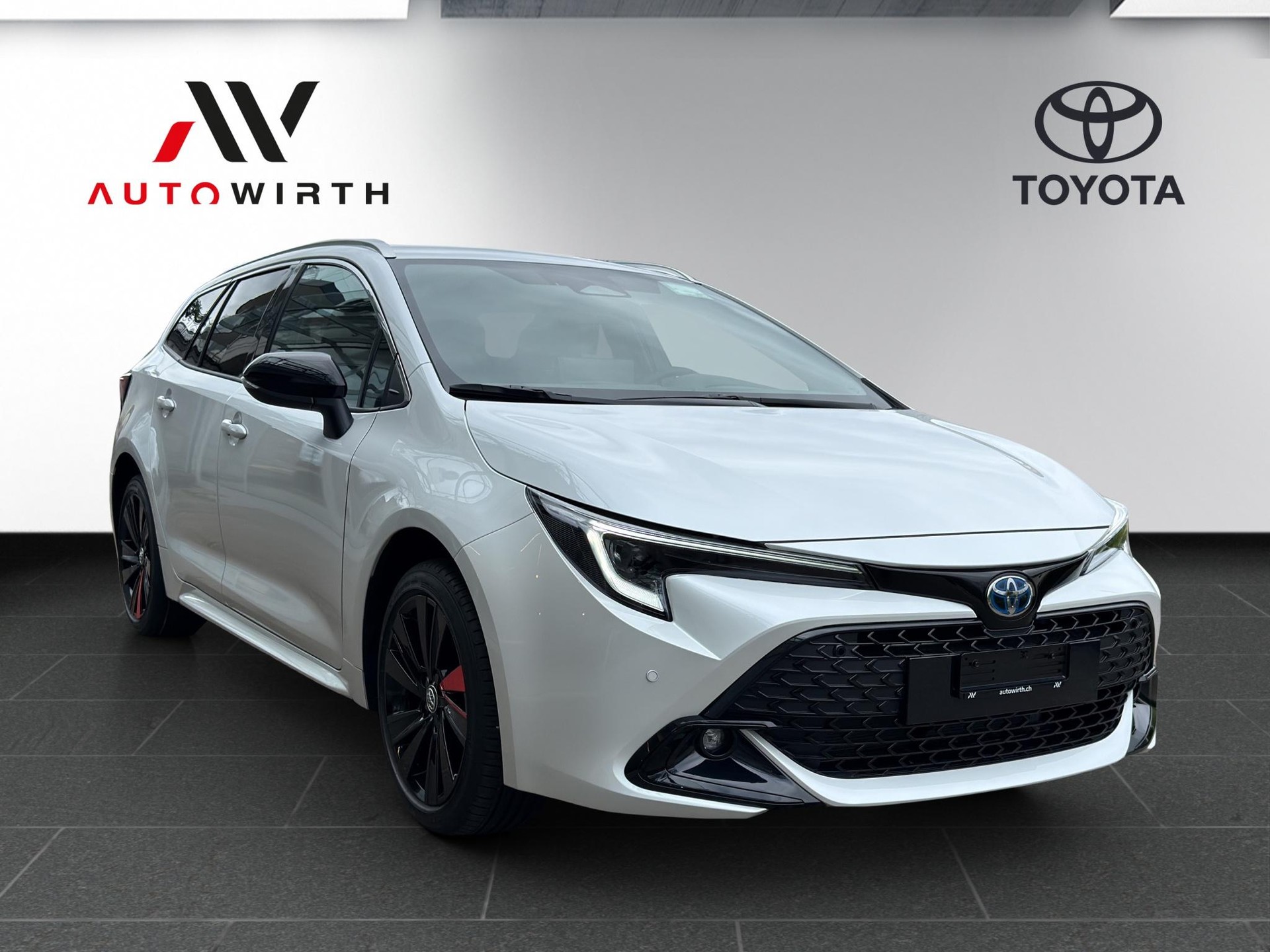 TOYOTA Corolla Touring Sports 2.0 HSD Swiss Edition-image-2