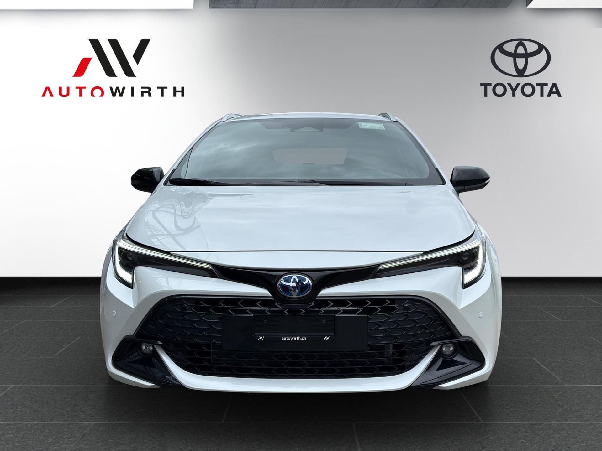 TOYOTA Corolla Touring Sports 2.0 HSD Swiss Edition-image-1