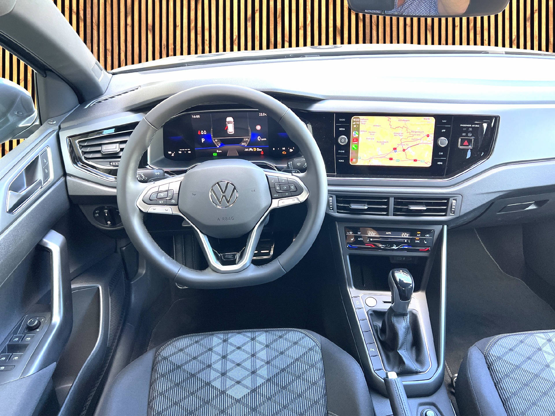 VW Taigo 1.0 TSI R-Line DSG-image-10