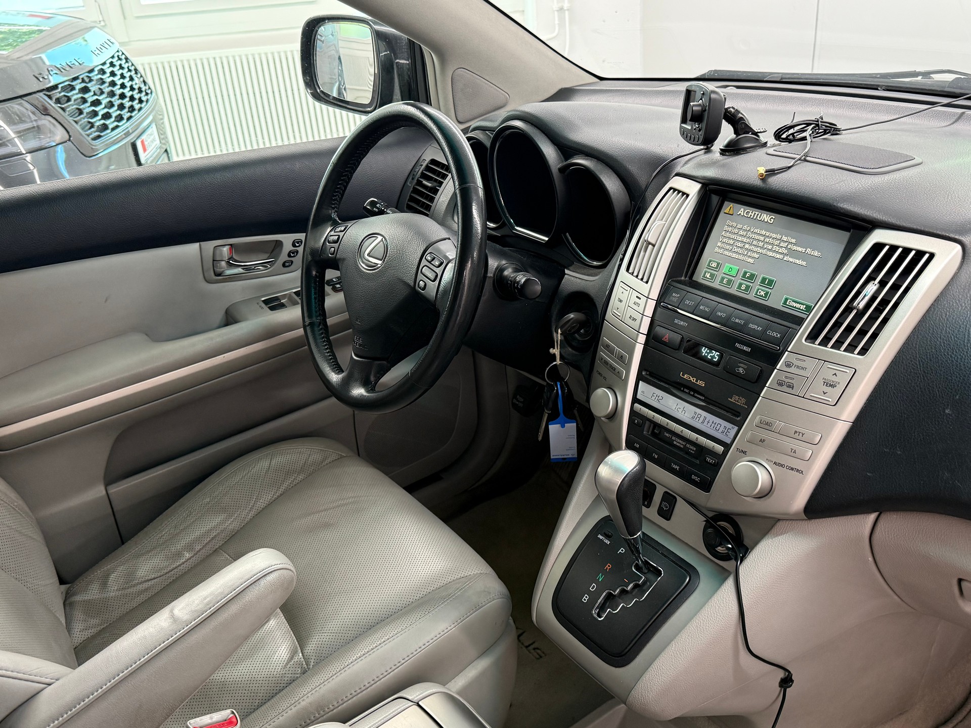 LEXUS RX 400h AWD Automatic-image-4