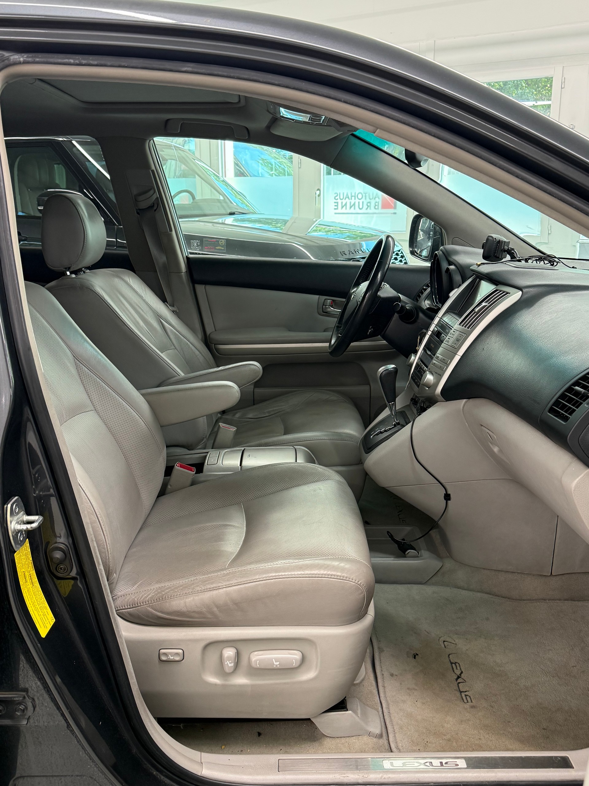 LEXUS RX 400h AWD Automatic-image-7