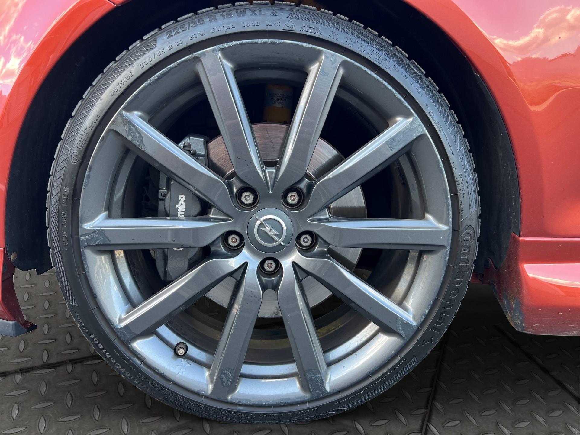 OPEL Corsa 1.6 Turbo OPC Nürburgring Edition-image-14