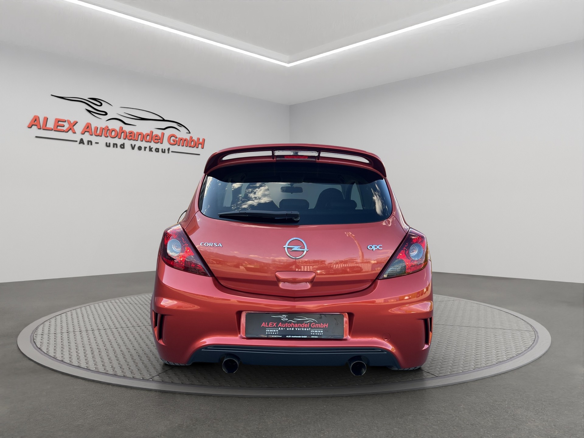 OPEL Corsa 1.6 Turbo OPC Nürburgring Edition-image-3