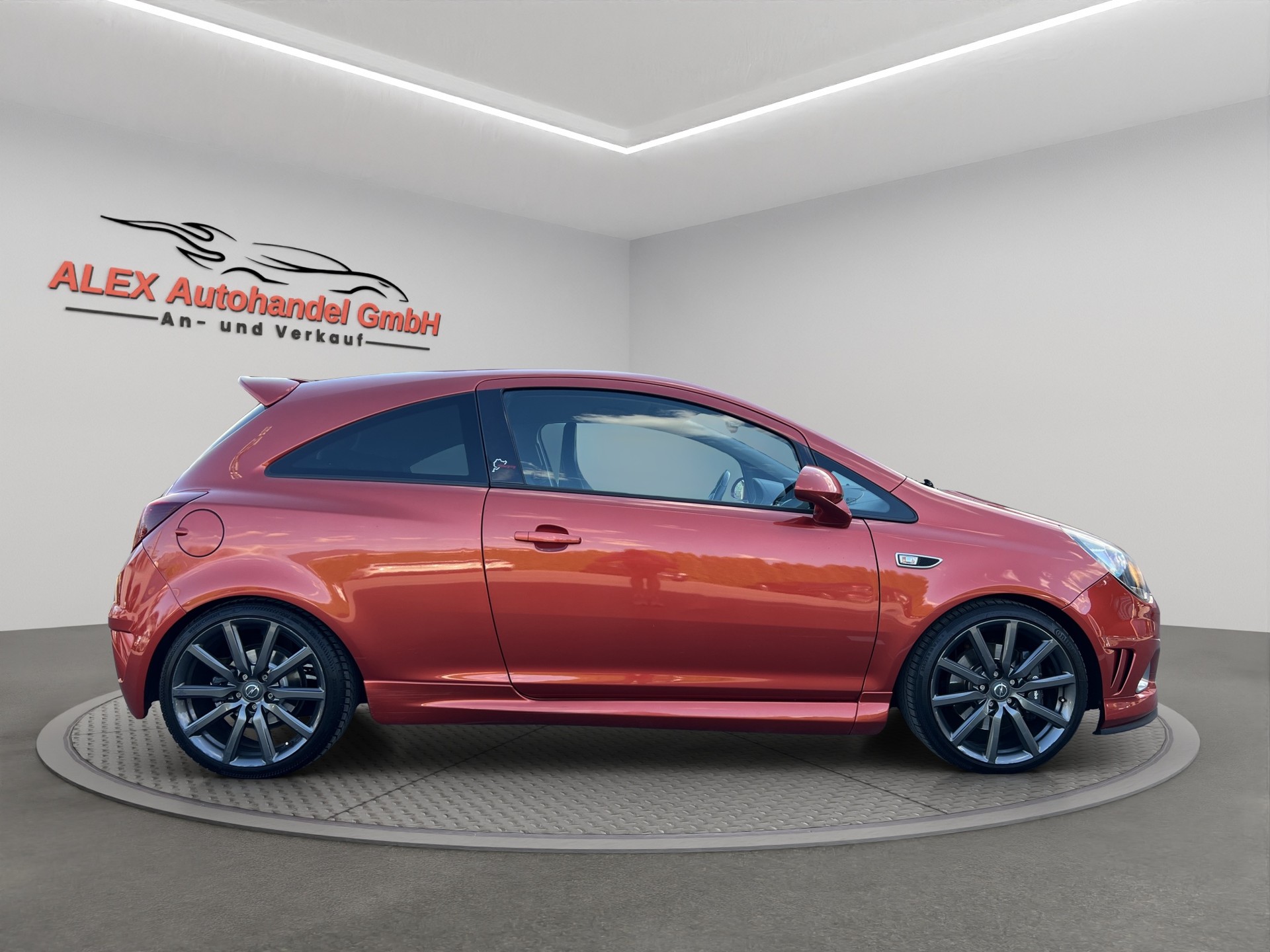 OPEL Corsa 1.6 Turbo OPC Nürburgring Edition-image-6