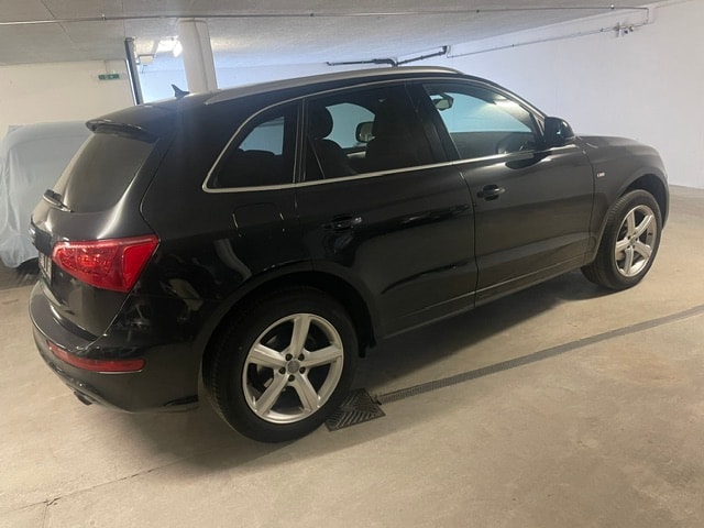 AUDI Q5 2.0 TFSI quattro S-tronic-image-3