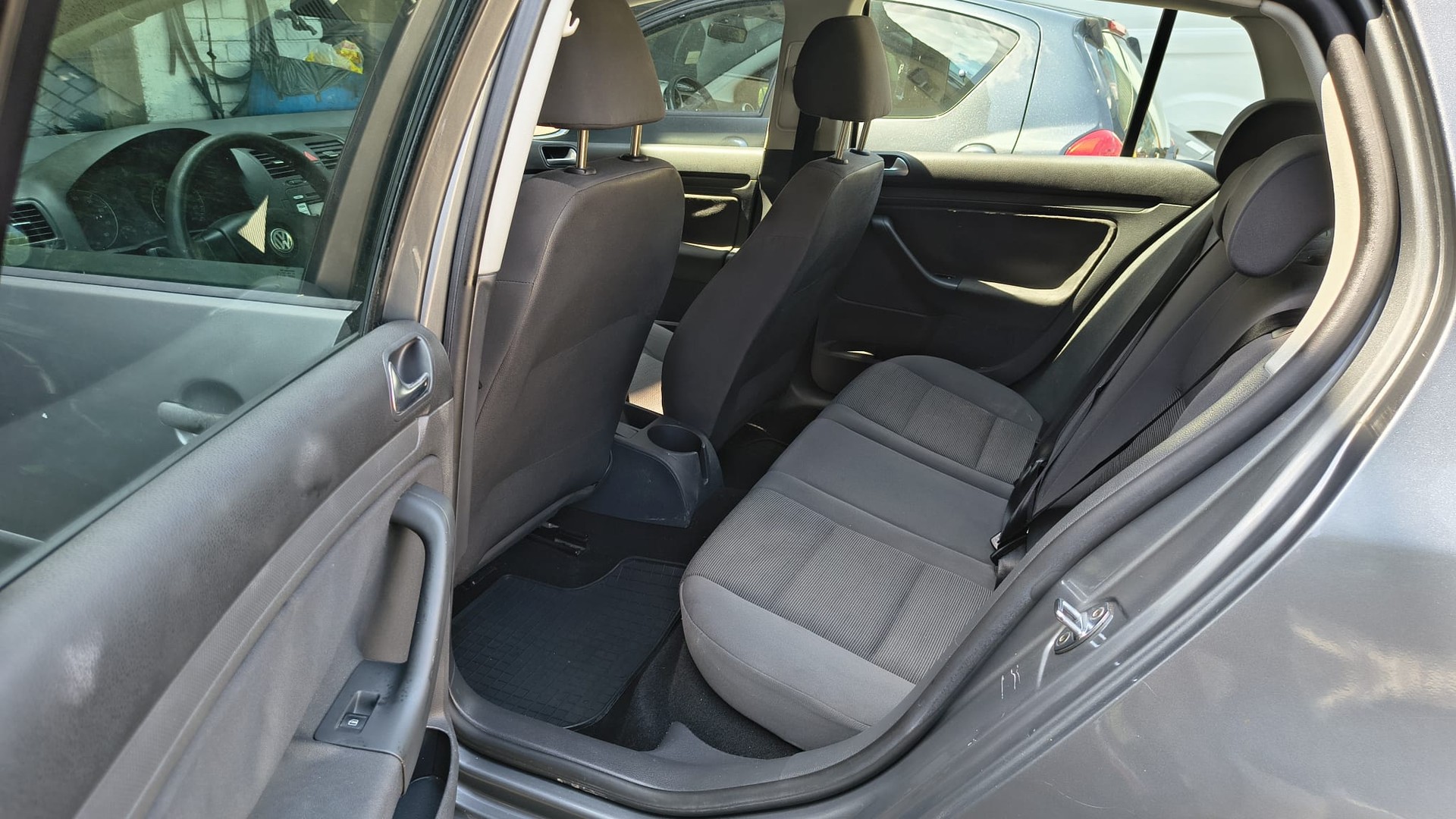 VW VW Golf 1.6-image-5