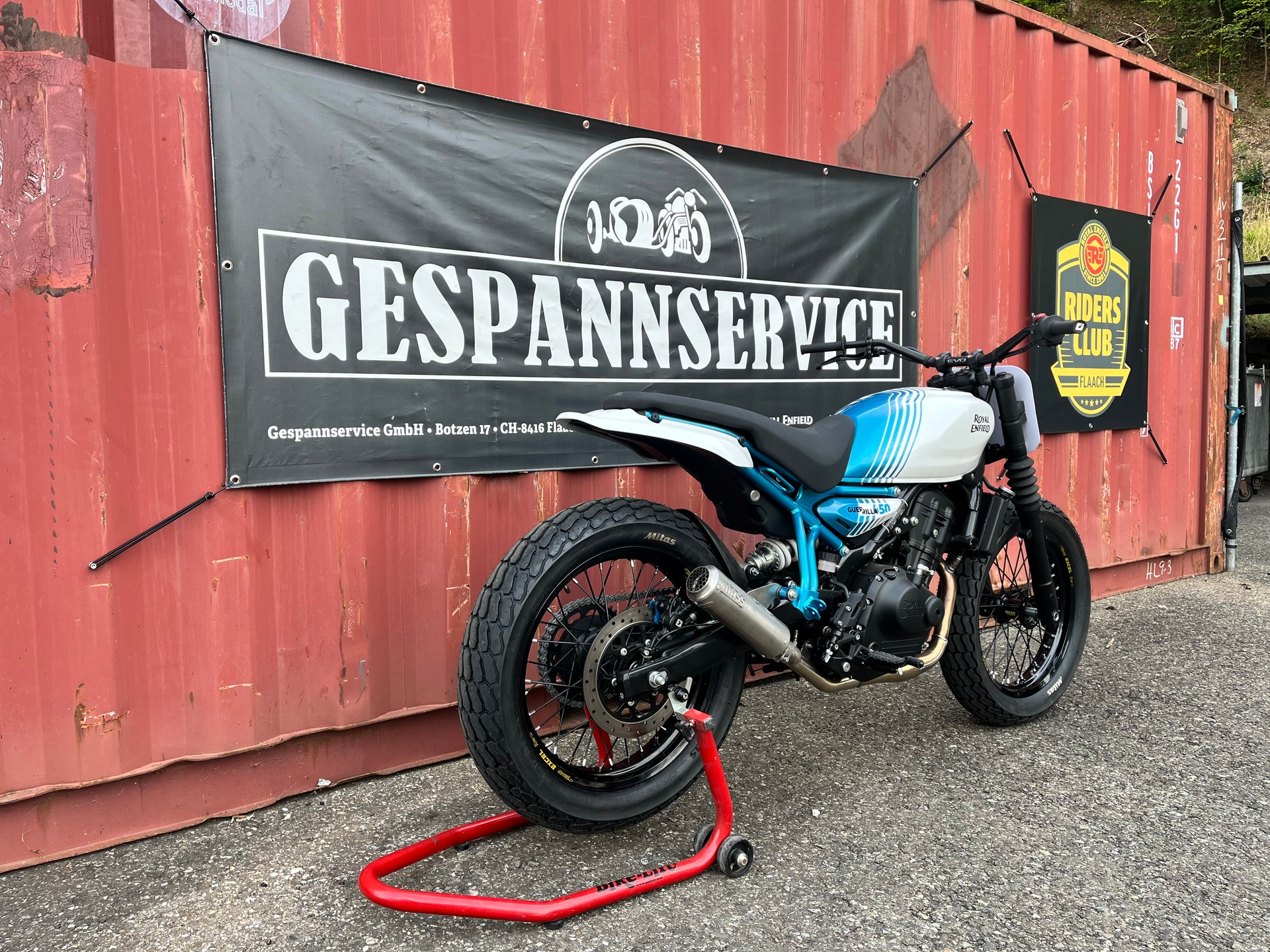ROYAL ENFIELD Guerrilla 450 Base-image-1