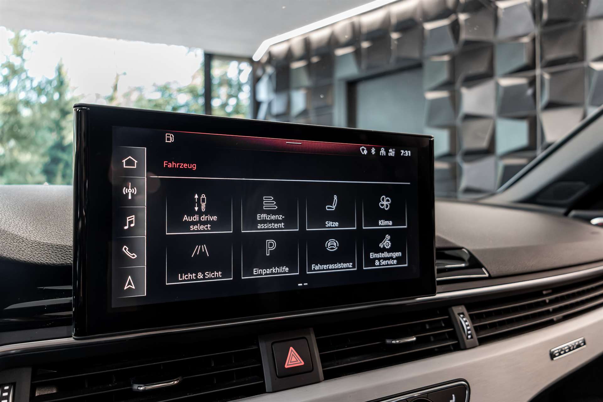 AUDI A4 Avant 40 TDI S line Attraction quattro S-tronic-image-19