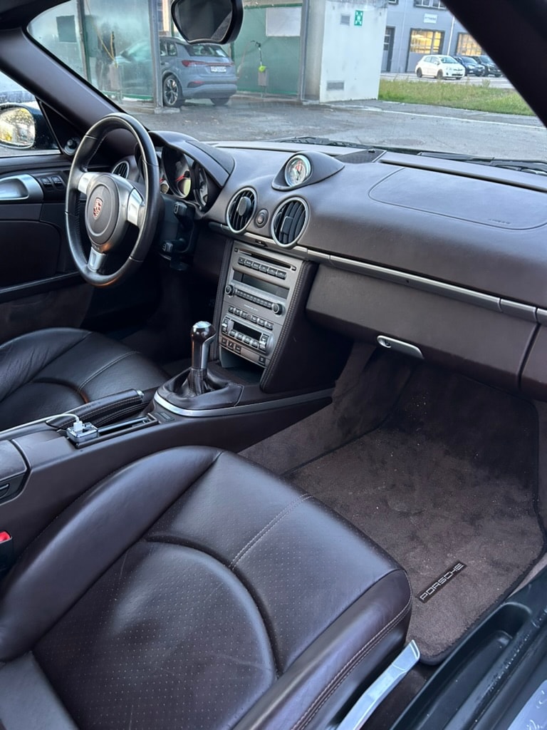 PORSCHE 3.4 295 S-image-3
