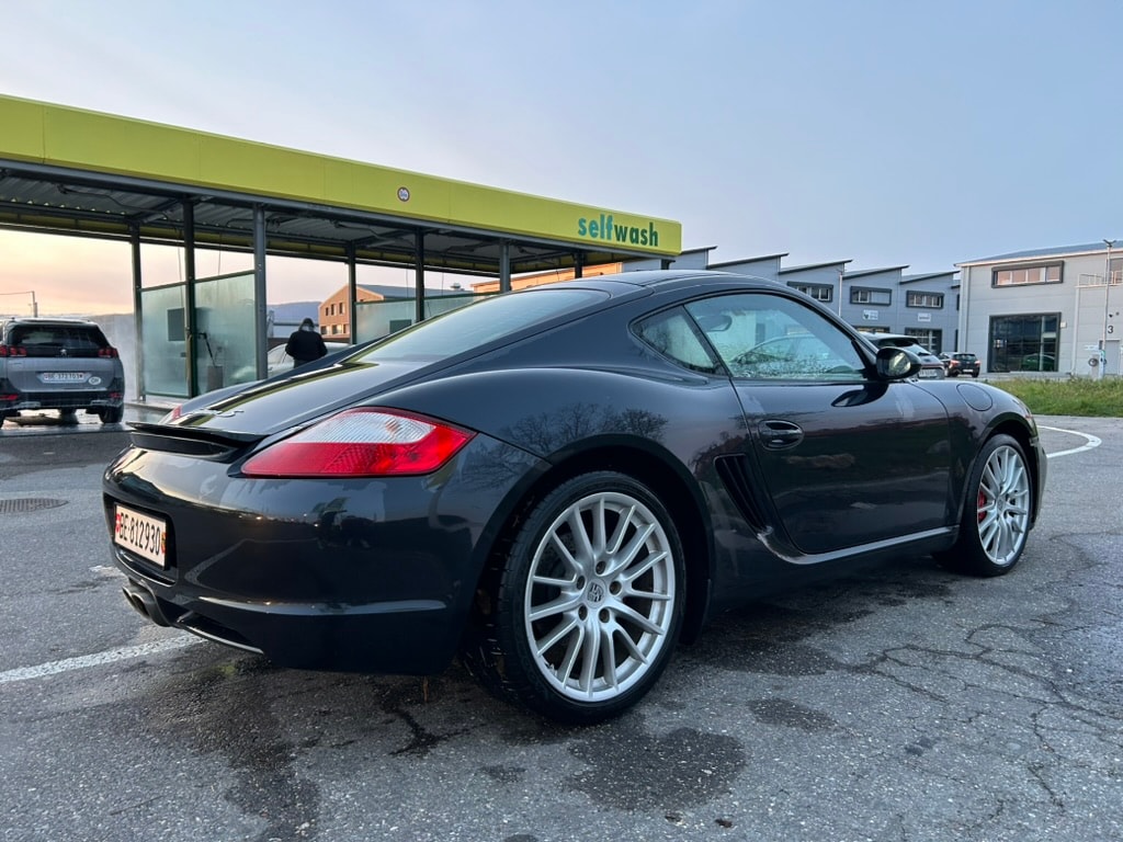 PORSCHE 3.4 295 S-image-1