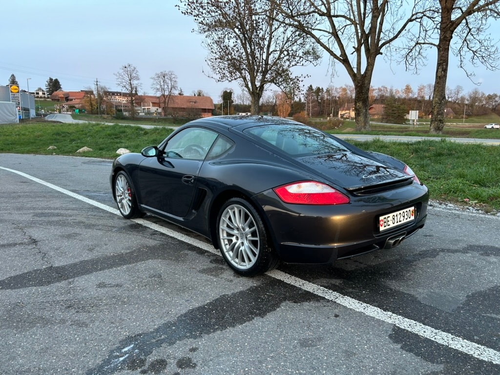 PORSCHE 3.4 295 S-image-2