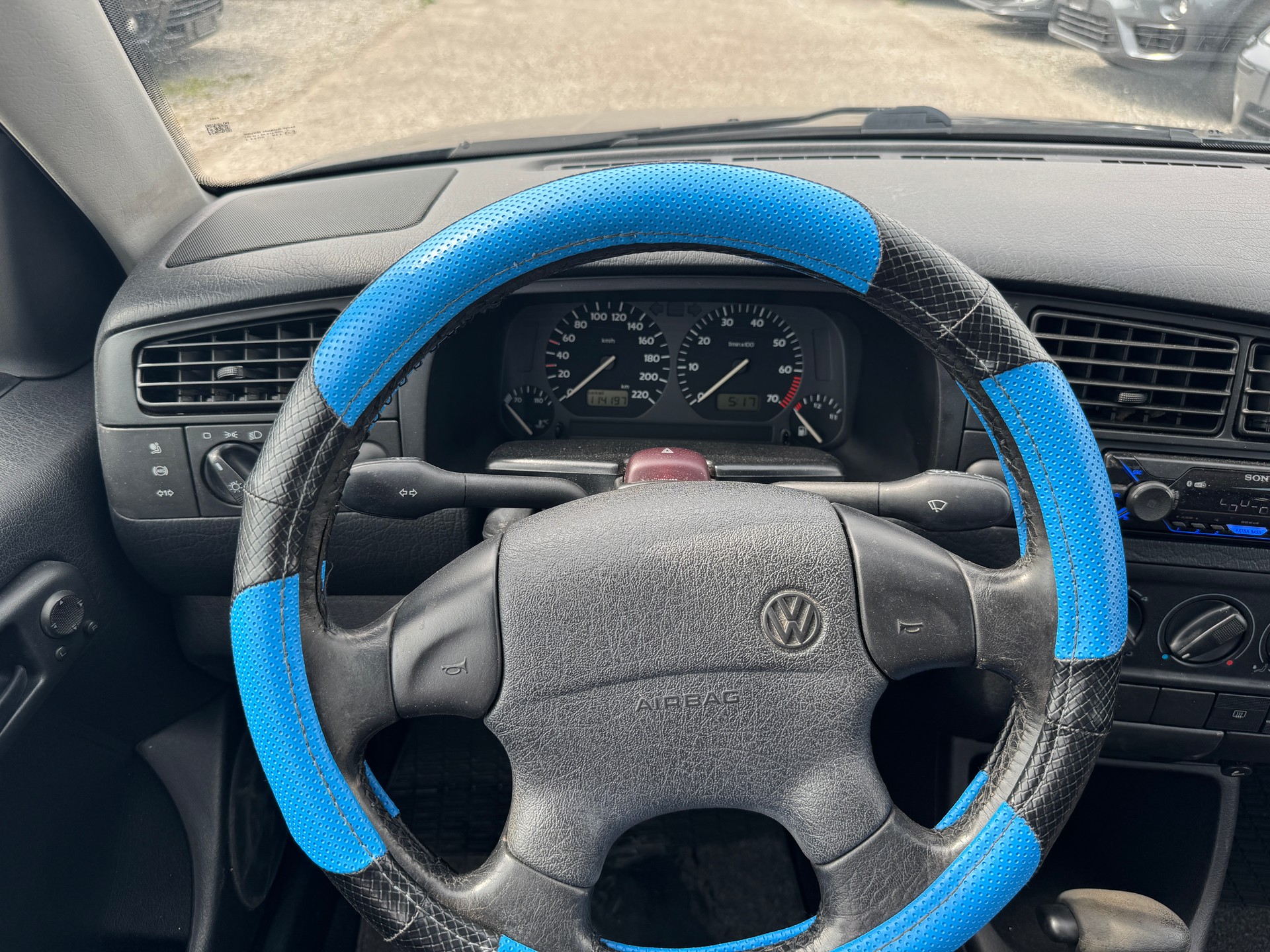 VW Golf 2000 Avenue-image-6
