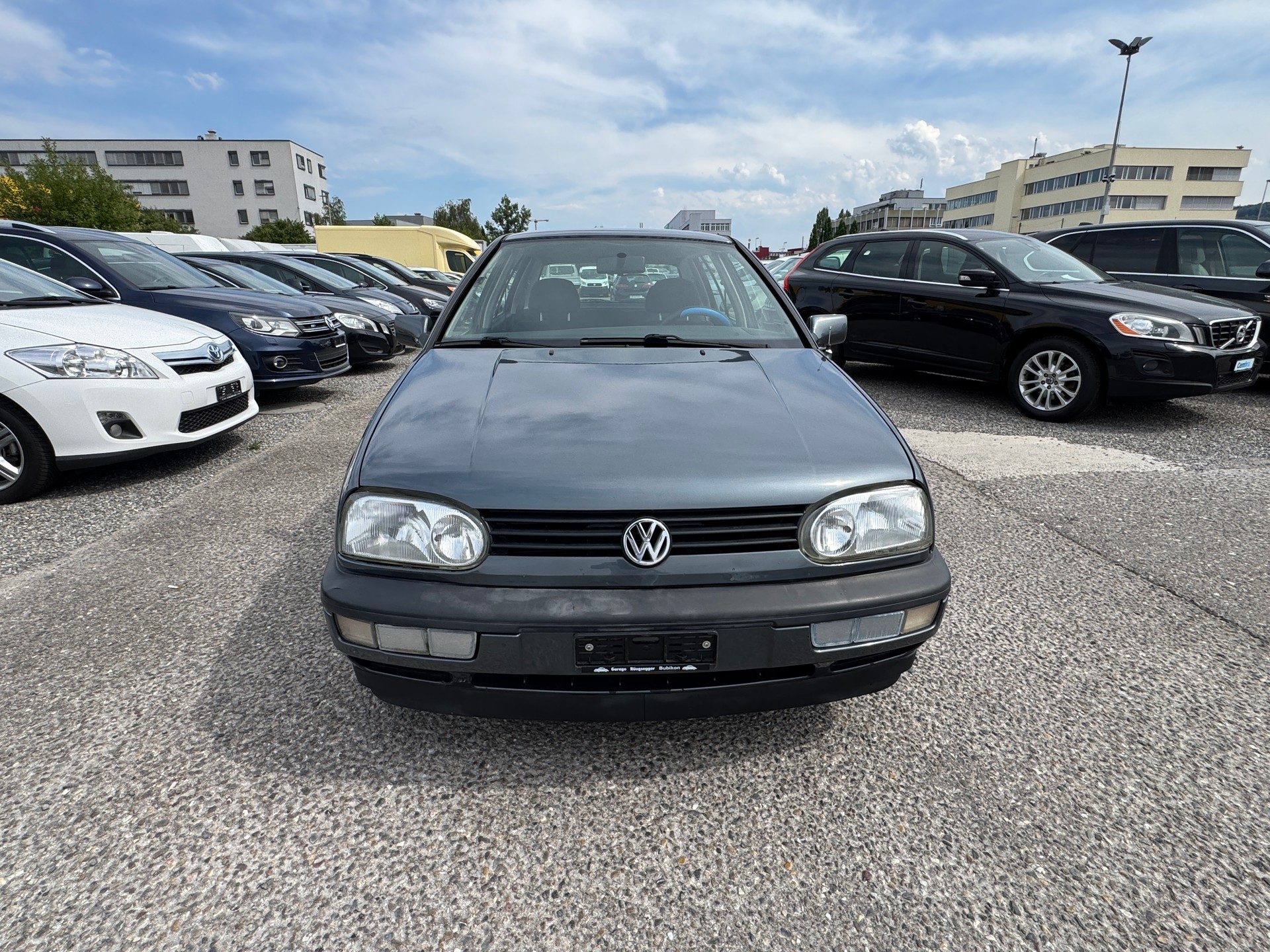 VW Golf 2000 Avenue-image-0