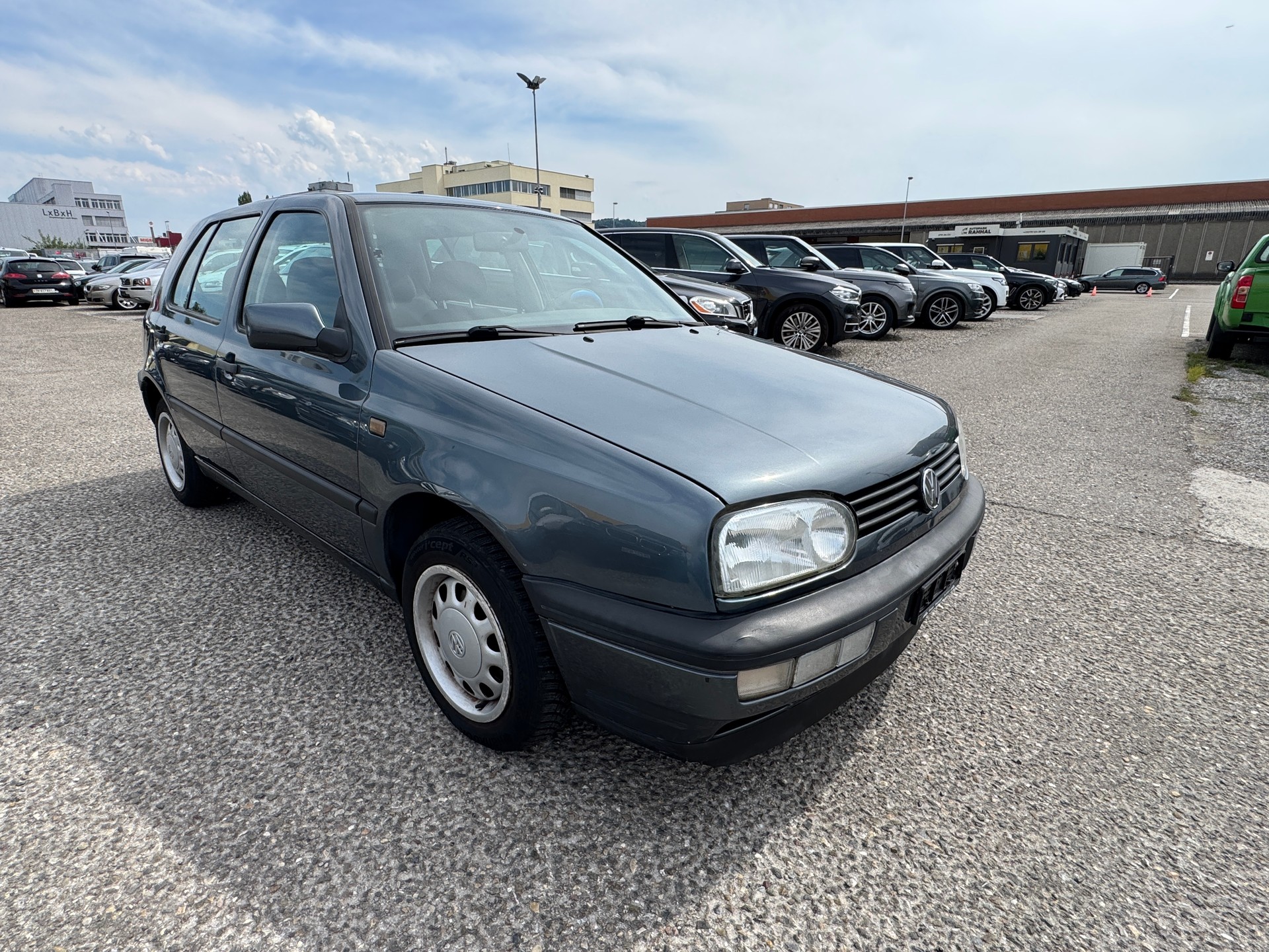 VW Golf 2000 Avenue-image-2