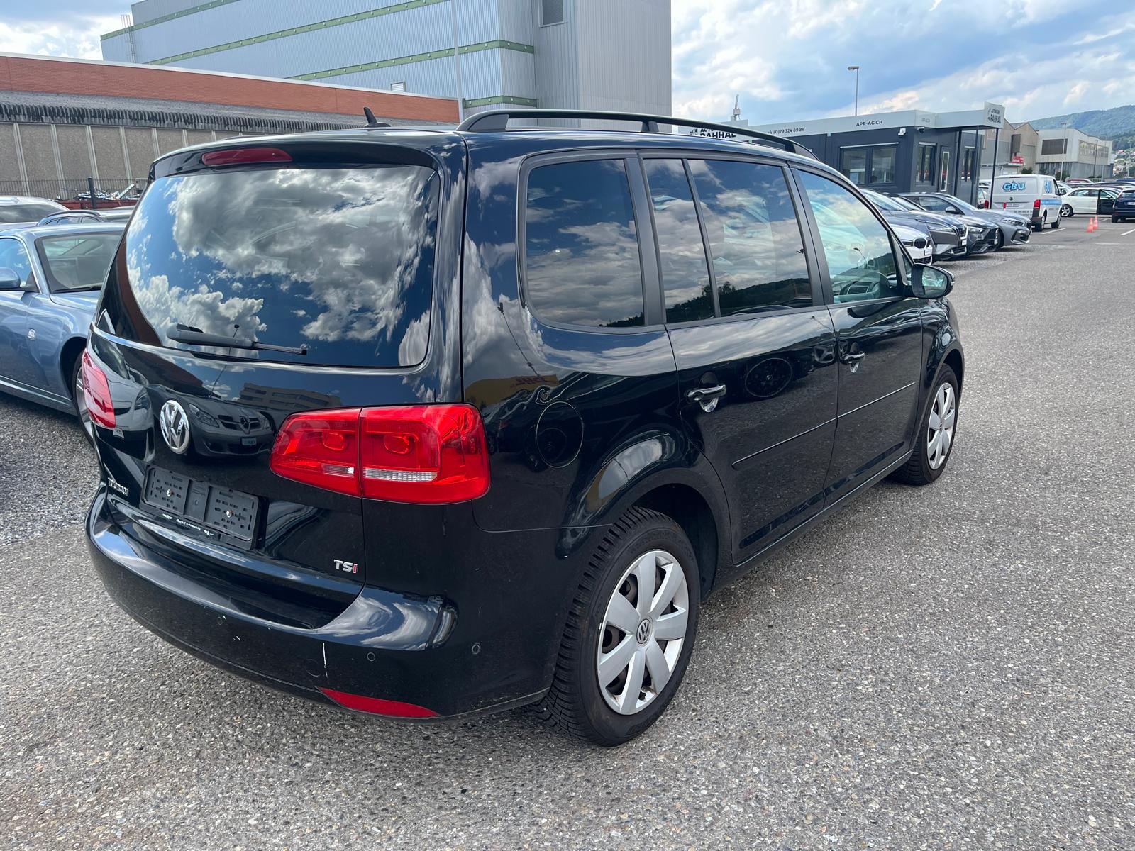 VW Touran 1.4 TSI 140 Comfortline DSG-image-4