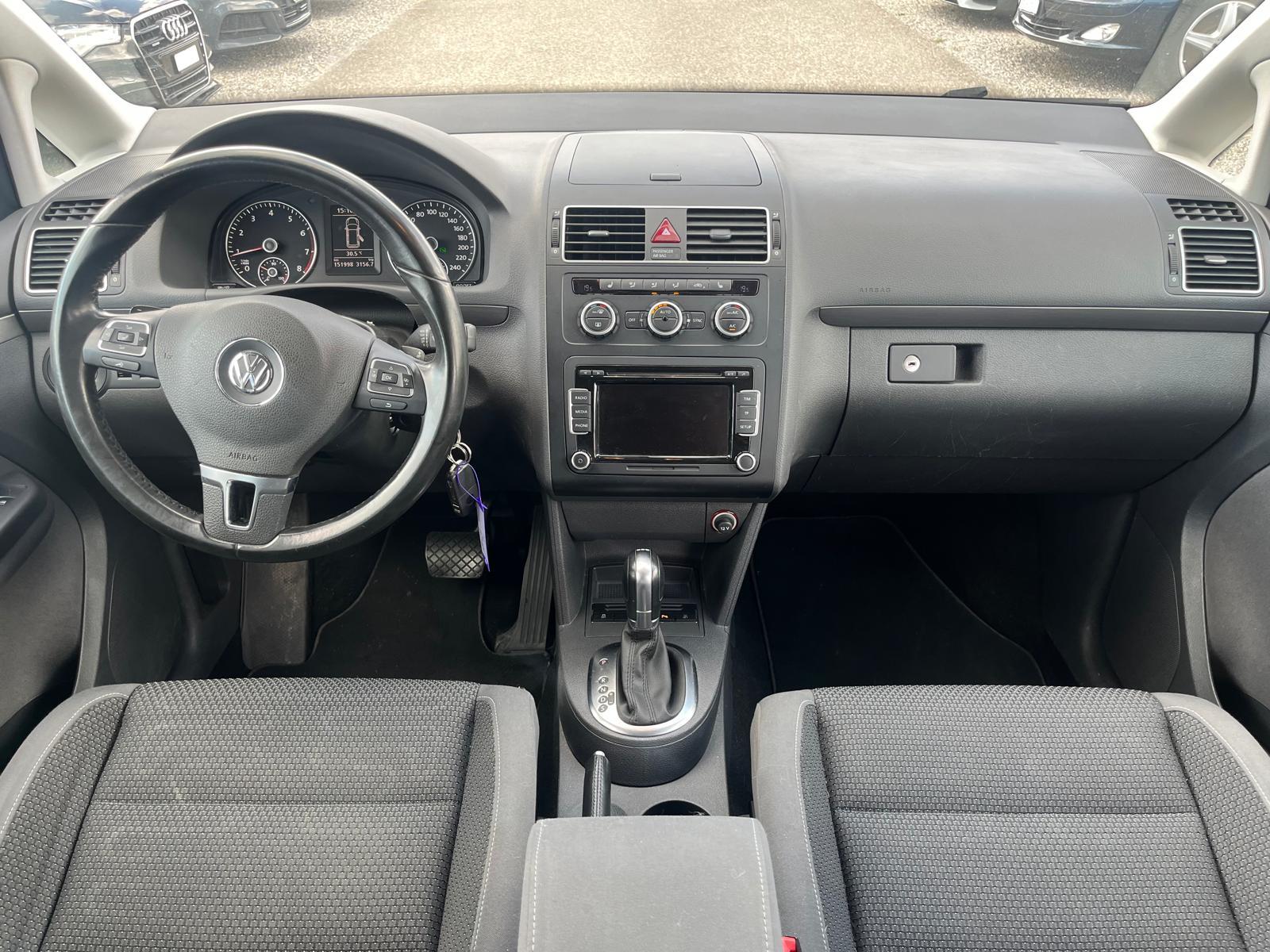 VW Touran 1.4 TSI 140 Comfortline DSG-image-11