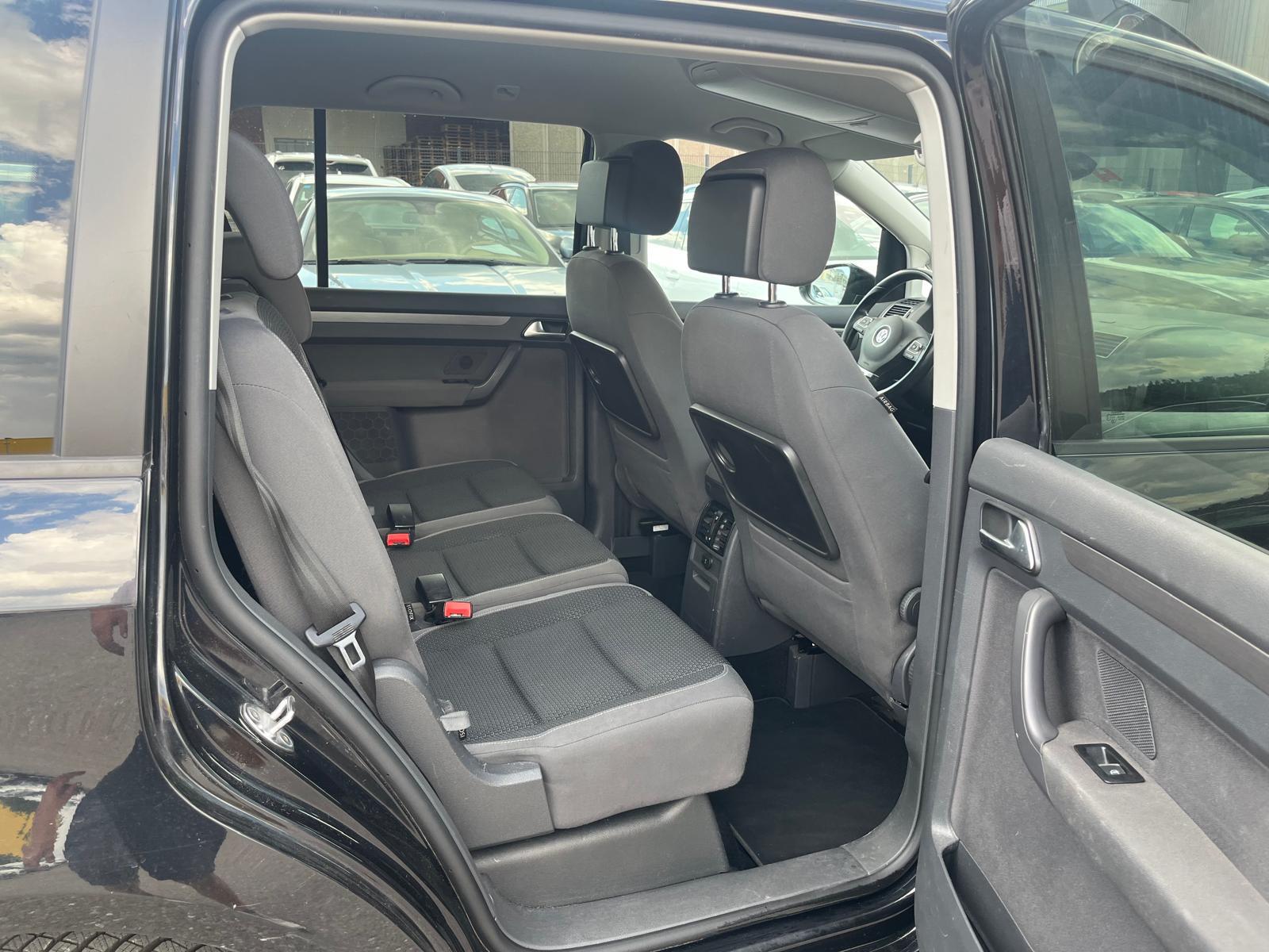 VW Touran 1.4 TSI 140 Comfortline DSG-image-10