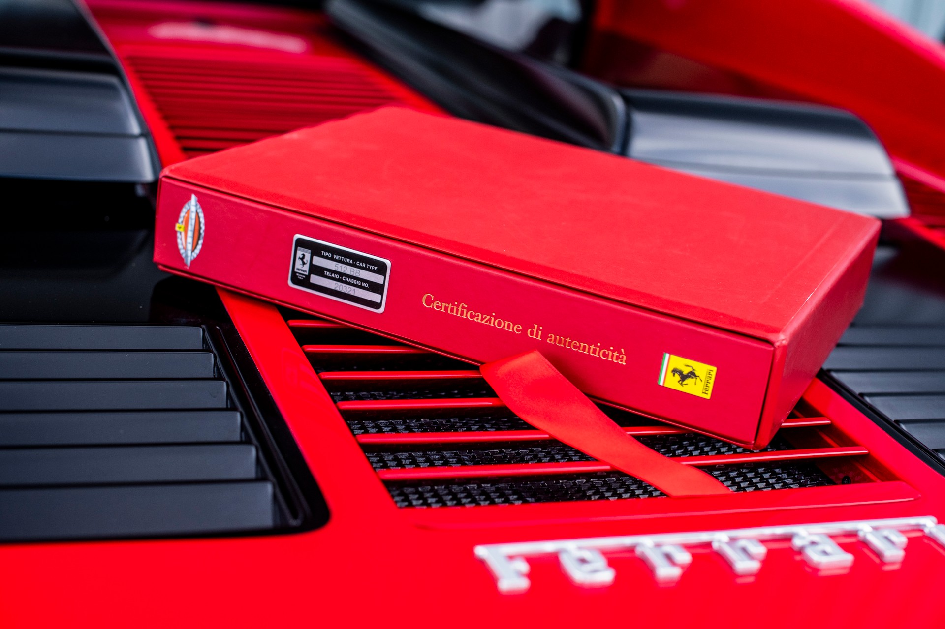 FERRARI 512BB-image-15