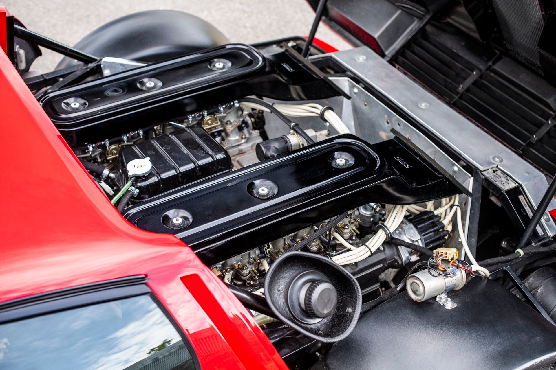 FERRARI 512BB-image-14