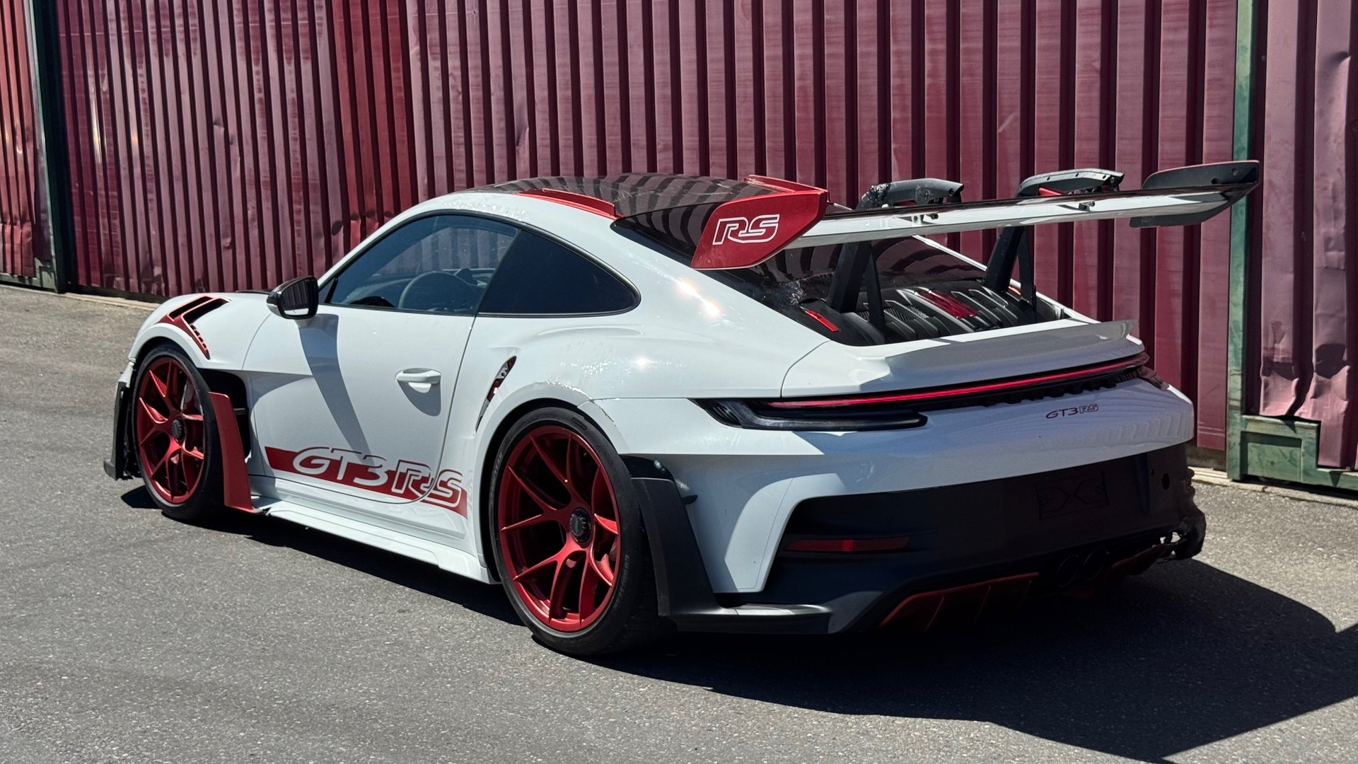 PORSCHE 911 GT3 RS-image-6