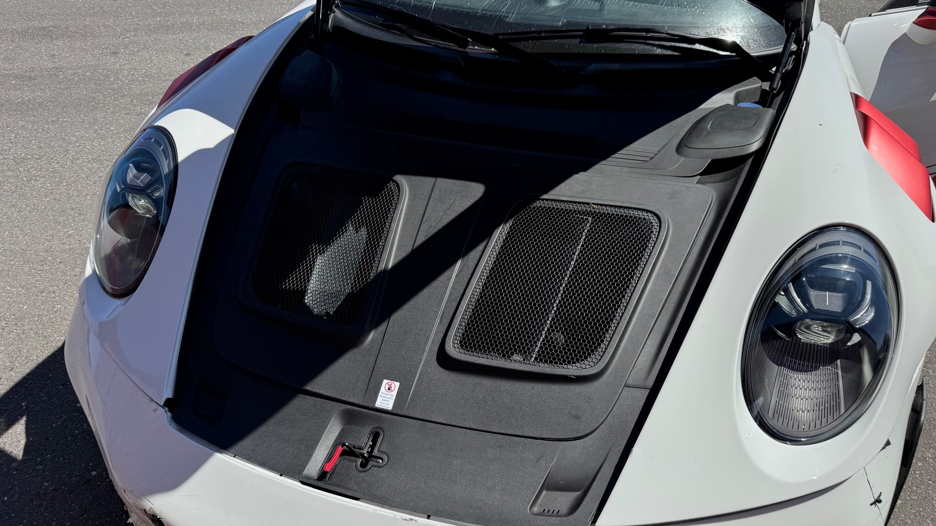 PORSCHE 911 GT3 RS-image-8