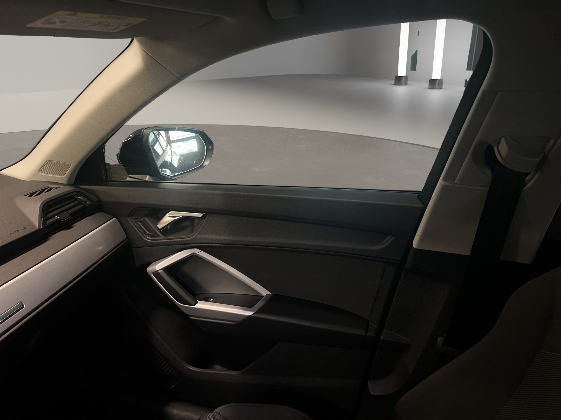 AUDI Q3 45 TFSI e S-tronic-image-15