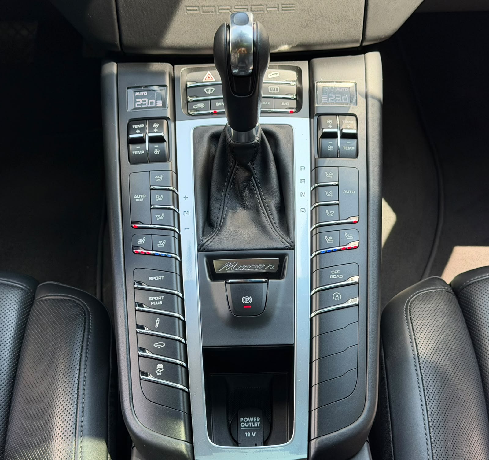 PORSCHE Macan S Diesel PDK-image-23
