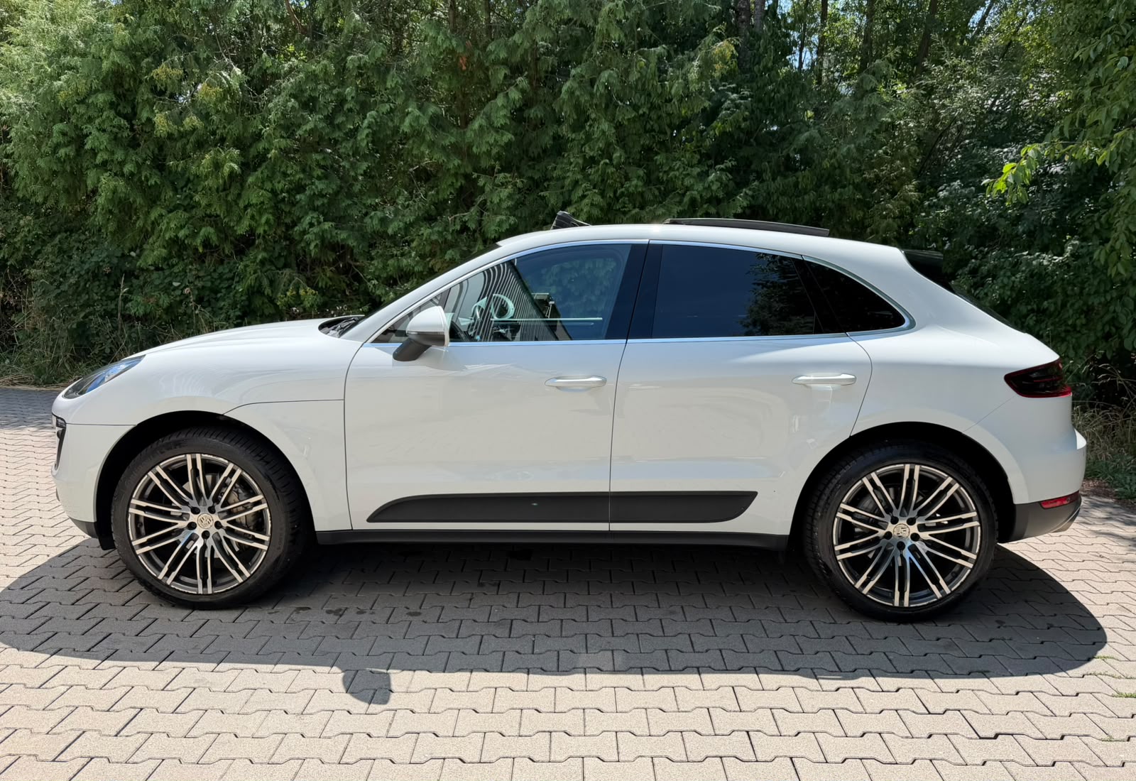 PORSCHE Macan S Diesel PDK-showroom-element-1