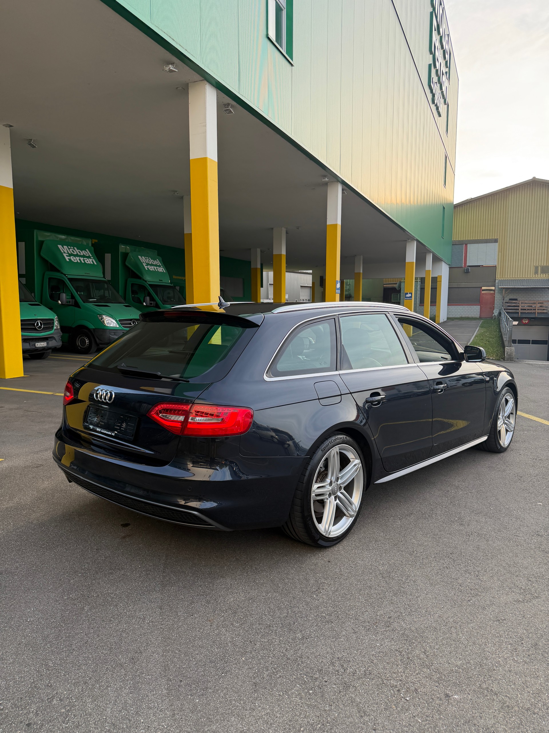 AUDI A4 Avant 2.0 TDI quattro S-tronic-image-6