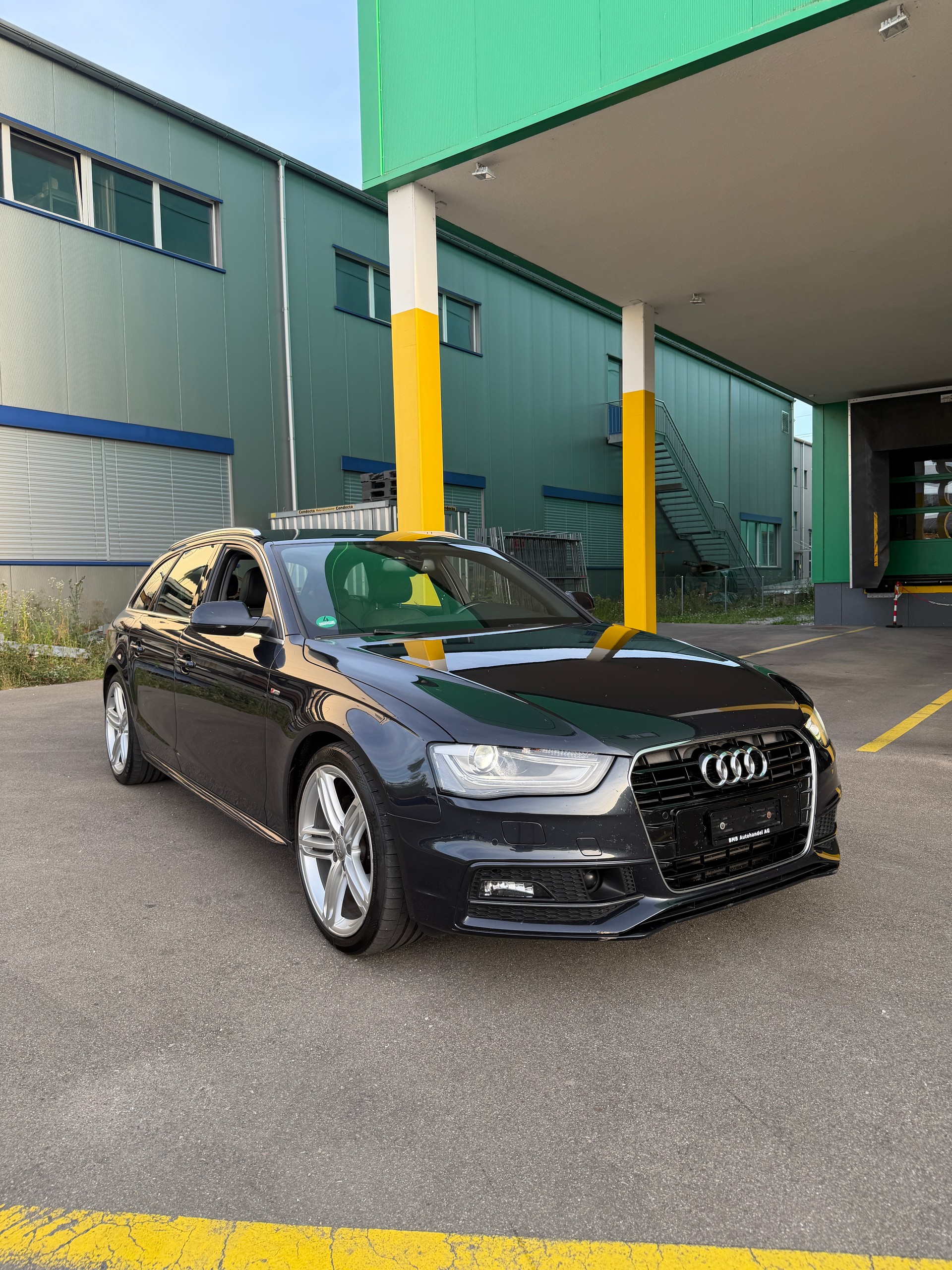 AUDI A4 Avant 2.0 TDI quattro S-tronic