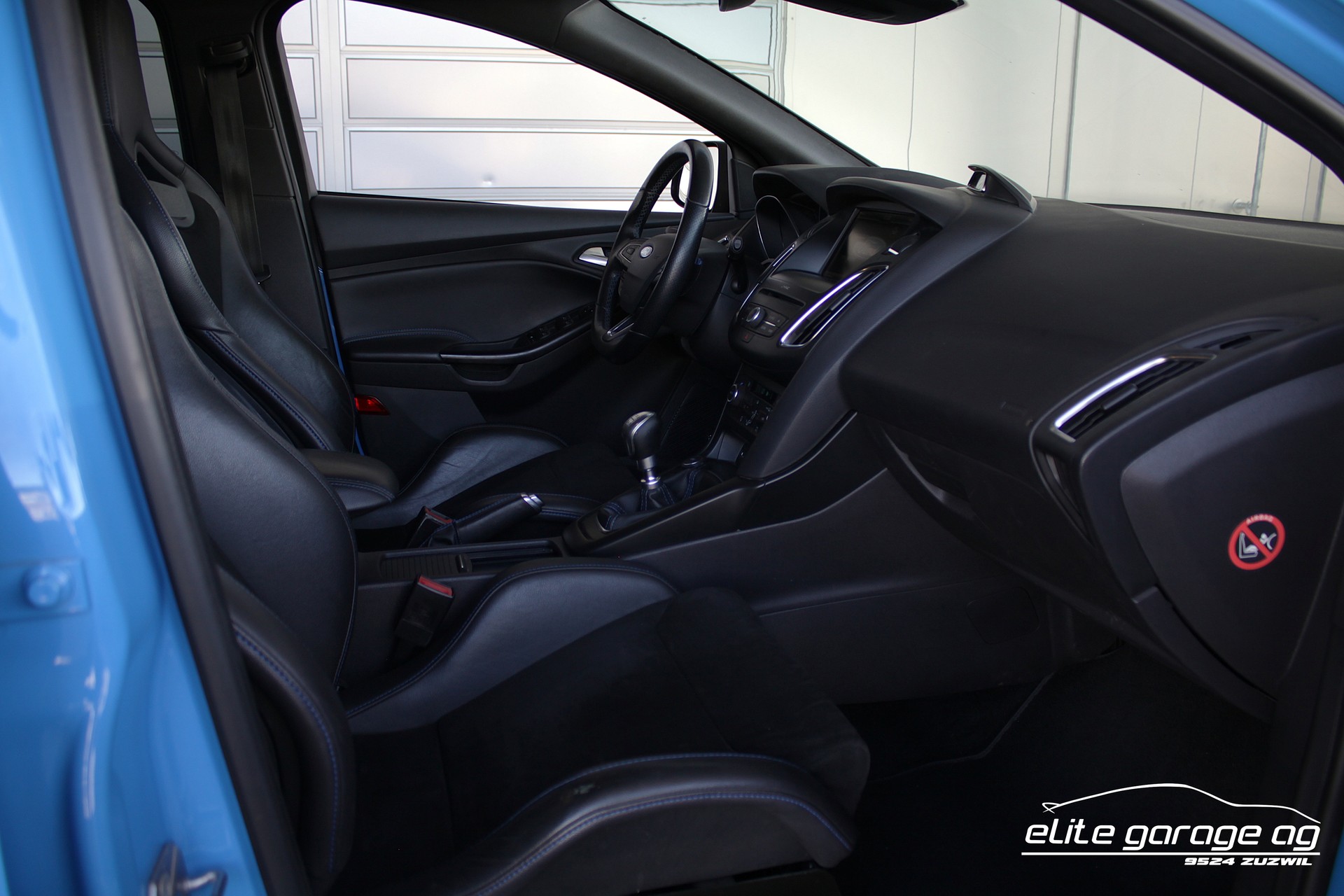 FORD Focus 2.3 EcoBoost RS AWD-image-15