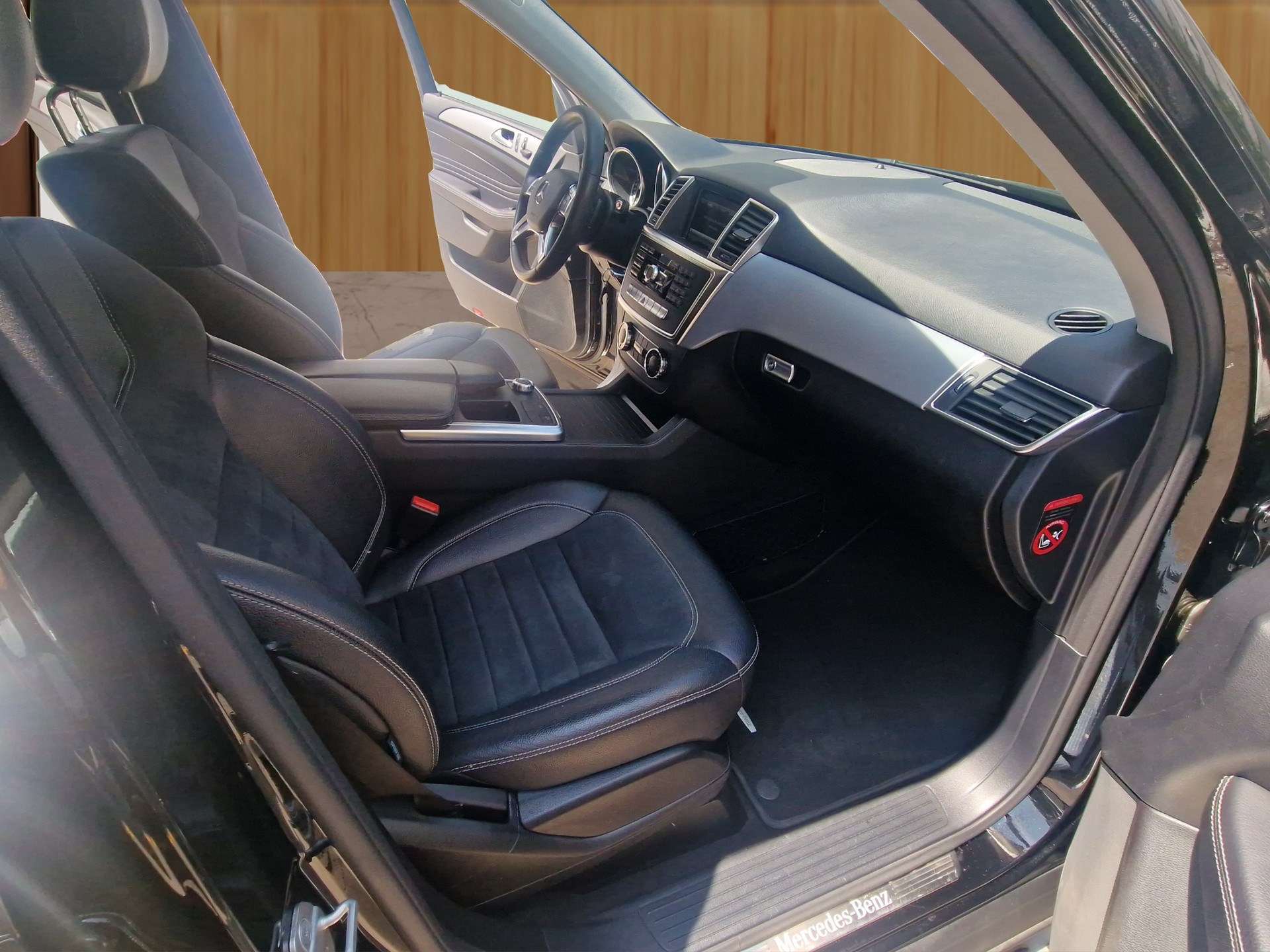 MERCEDES-BENZ ML 350 BlueTEC Executive 4Matic 7G-Tronic-image-12
