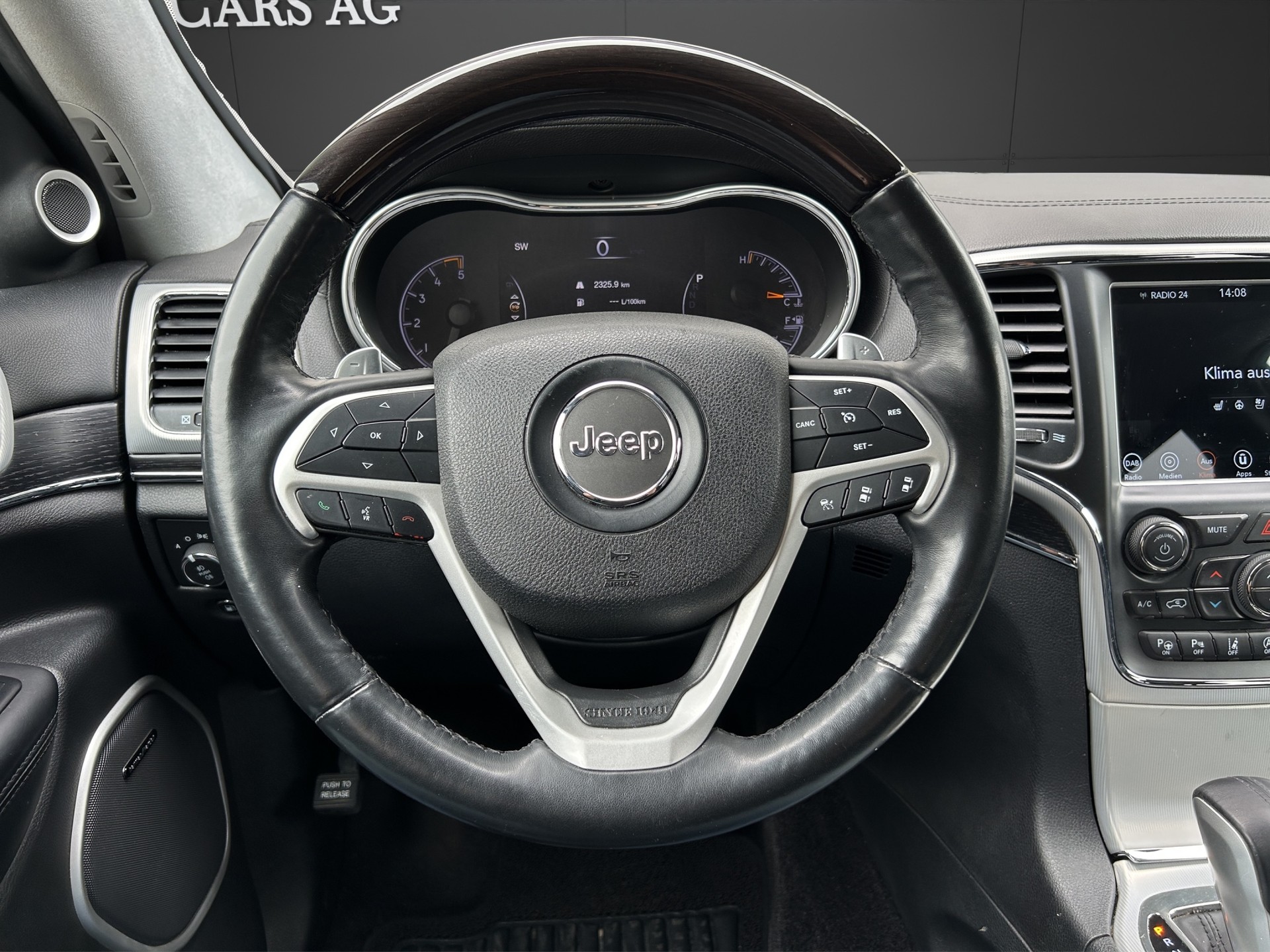 JEEP Grand Cherokee 3.0 CRD Summit Automatic-image-10