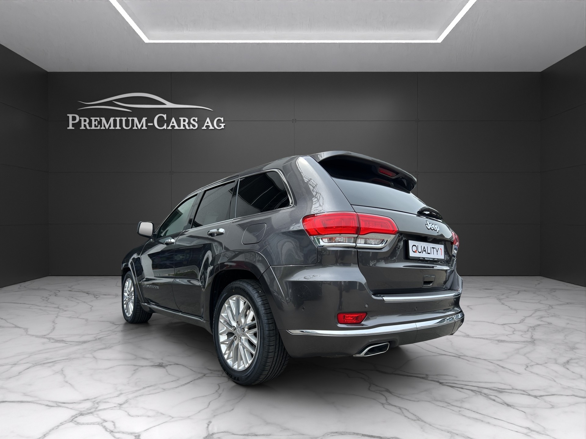 JEEP Grand Cherokee 3.0 CRD Summit Automatic-image-2