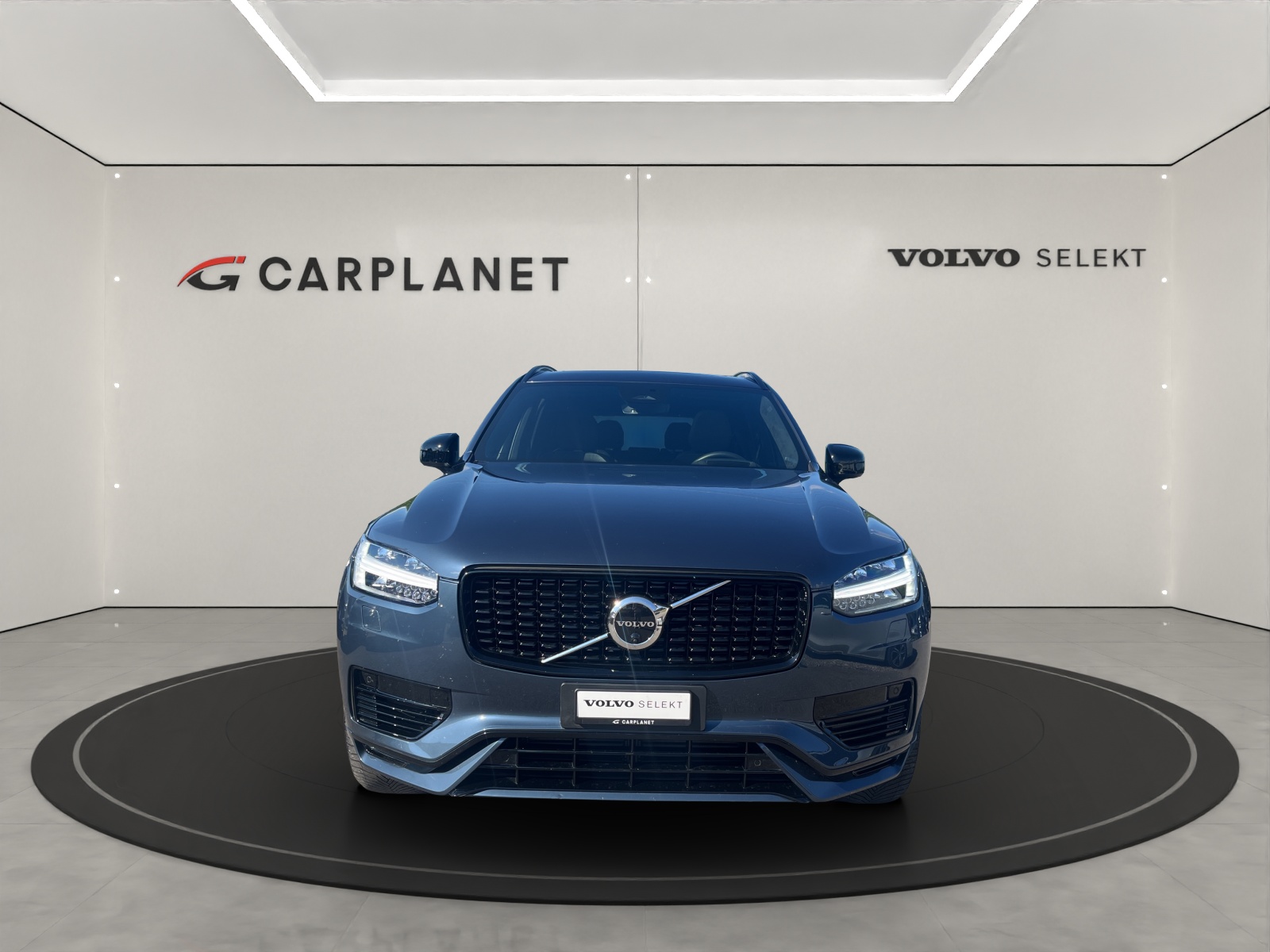 VOLVO XC90 T8 eAWD Ultim Dark-image-2
