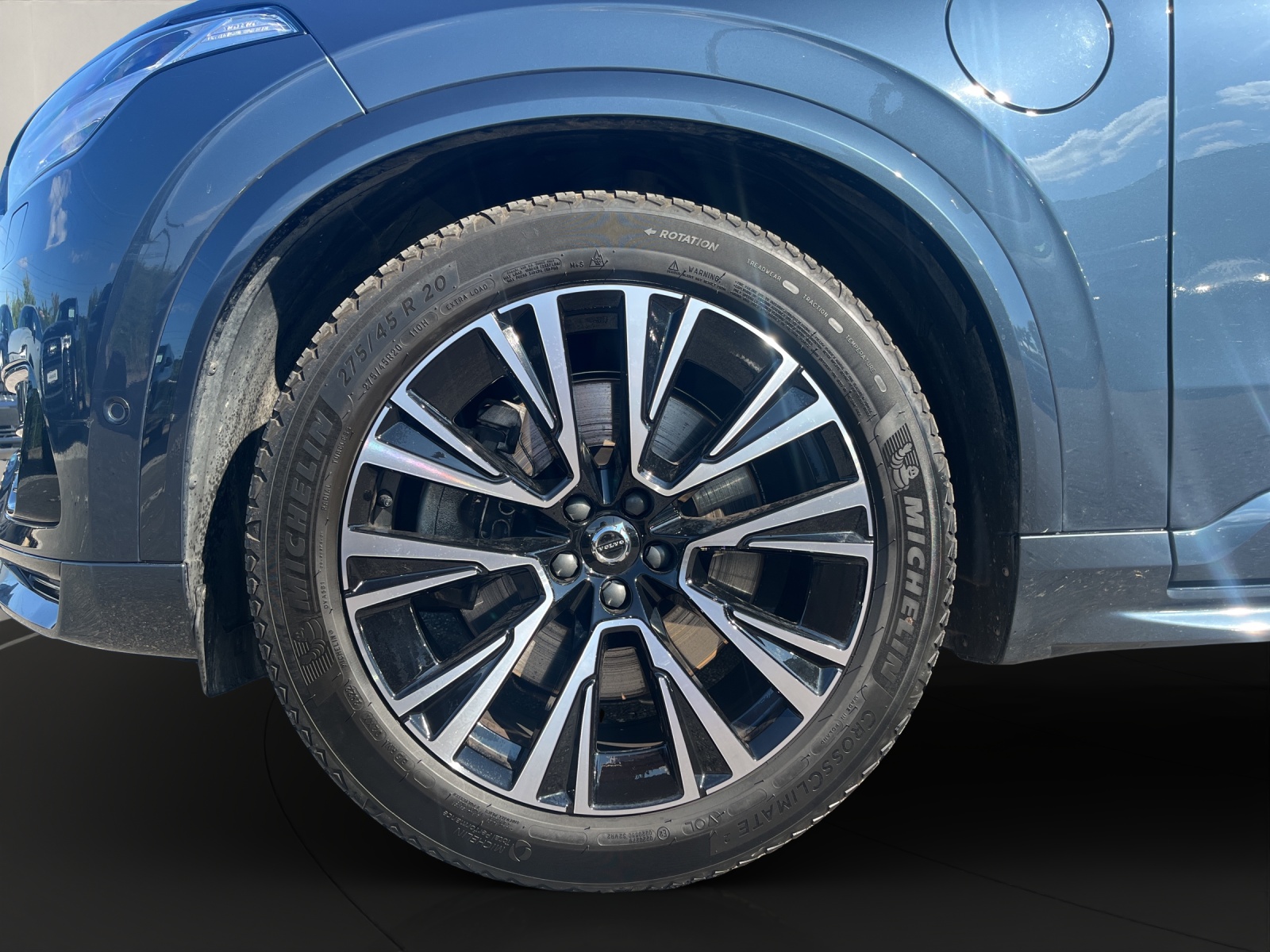 VOLVO XC90 T8 eAWD Ultim Dark-image-9