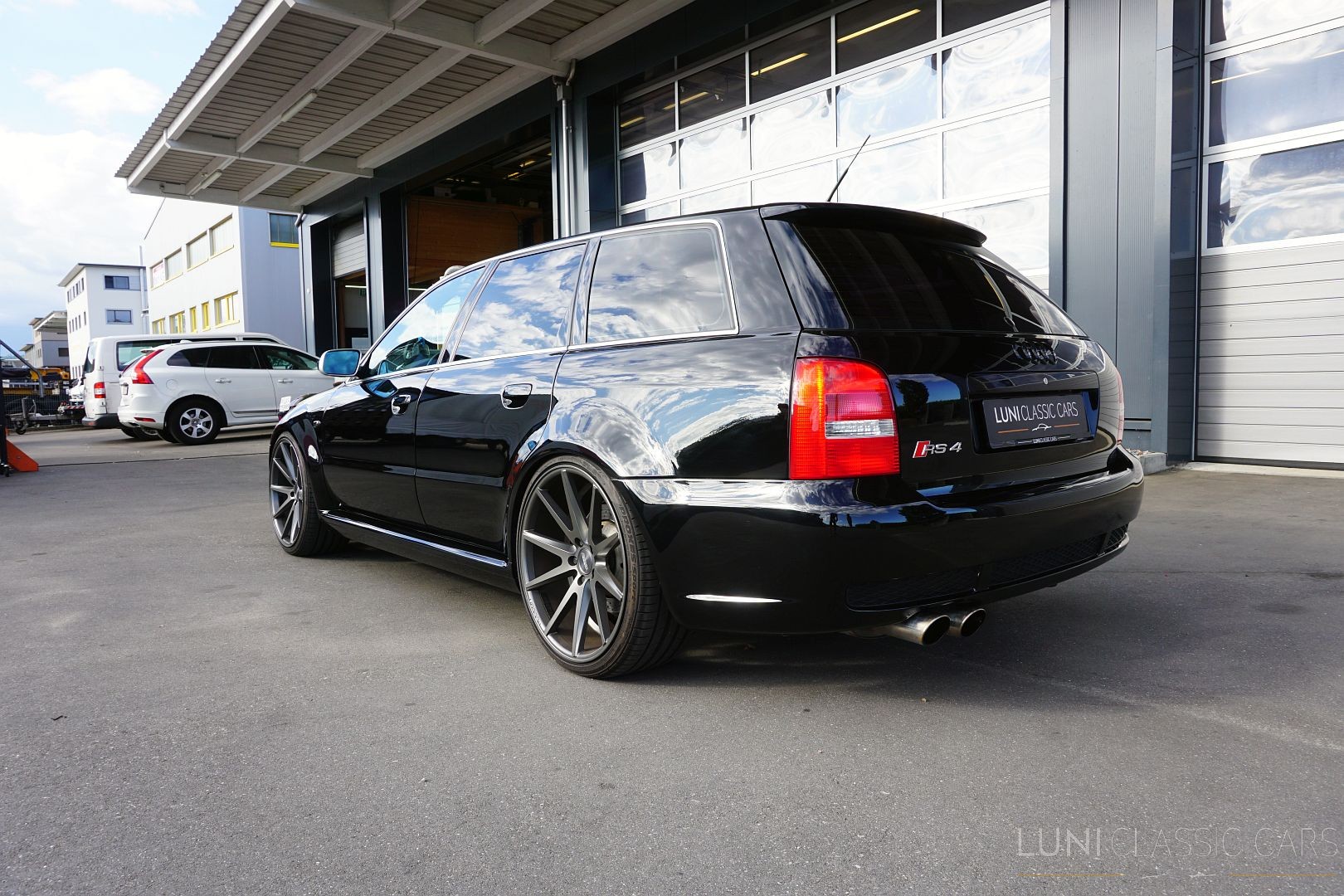 AUDI RS4 B5 Quattro-image-2