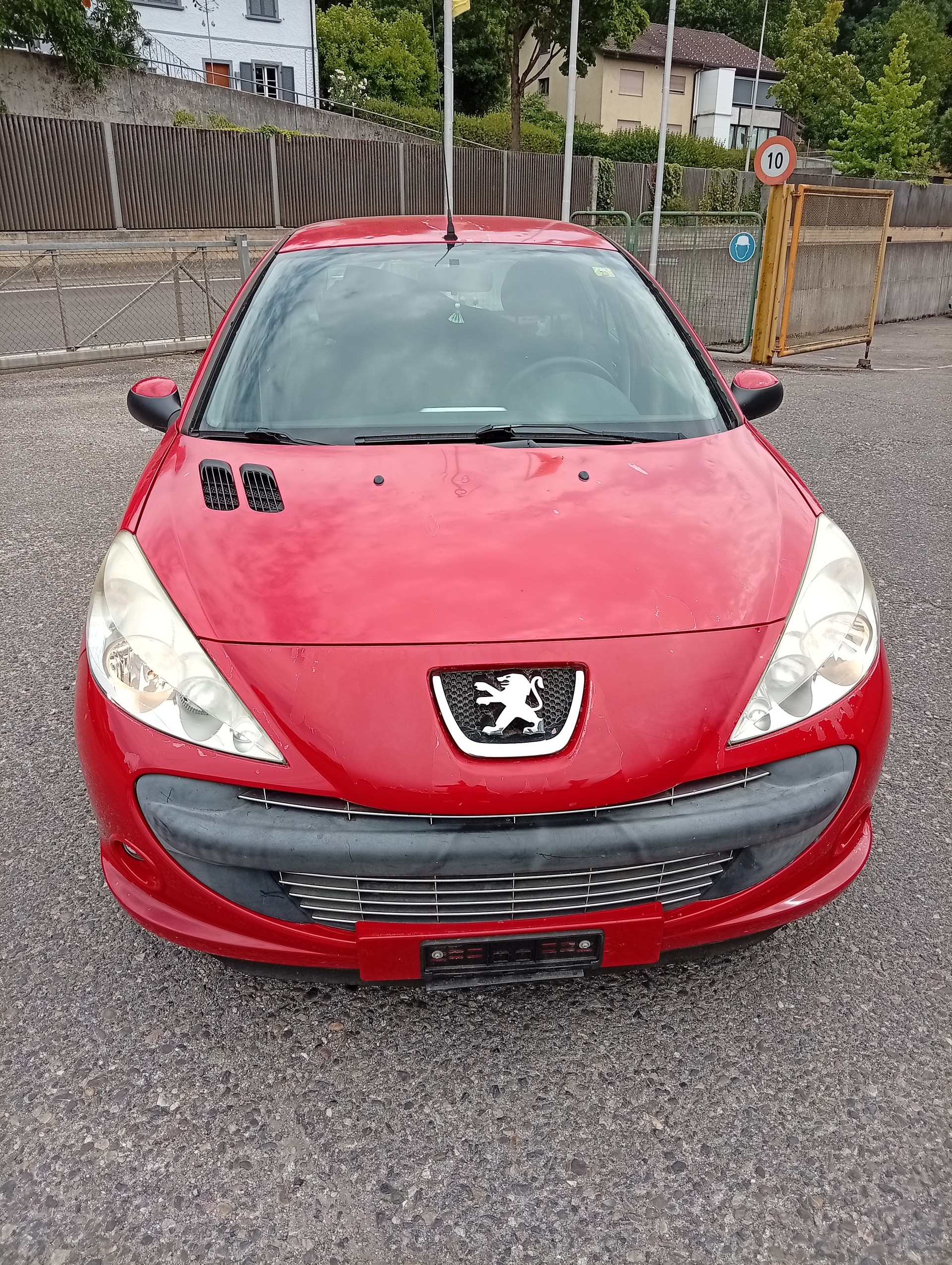 PEUGEOT 206+ 1.4 Trendy-image-0