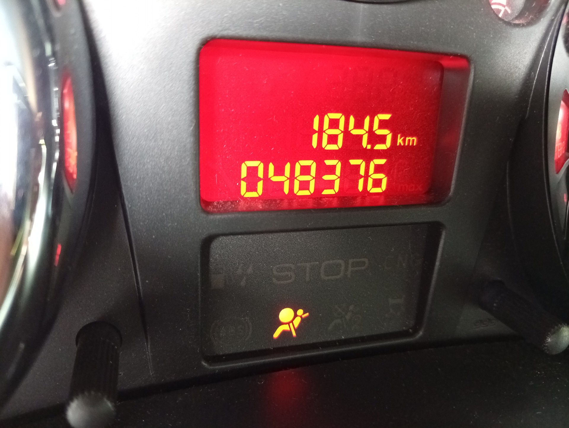 PEUGEOT 206+ 1.4 Trendy-image-7