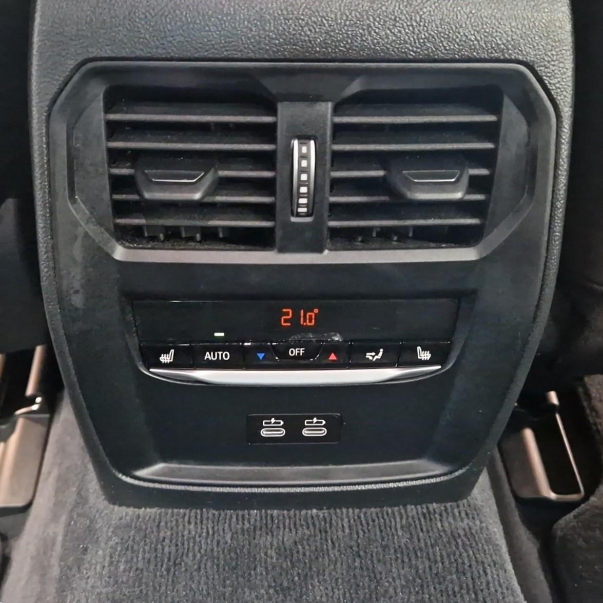 BMW i4 eDrive40 M Sport-image-23