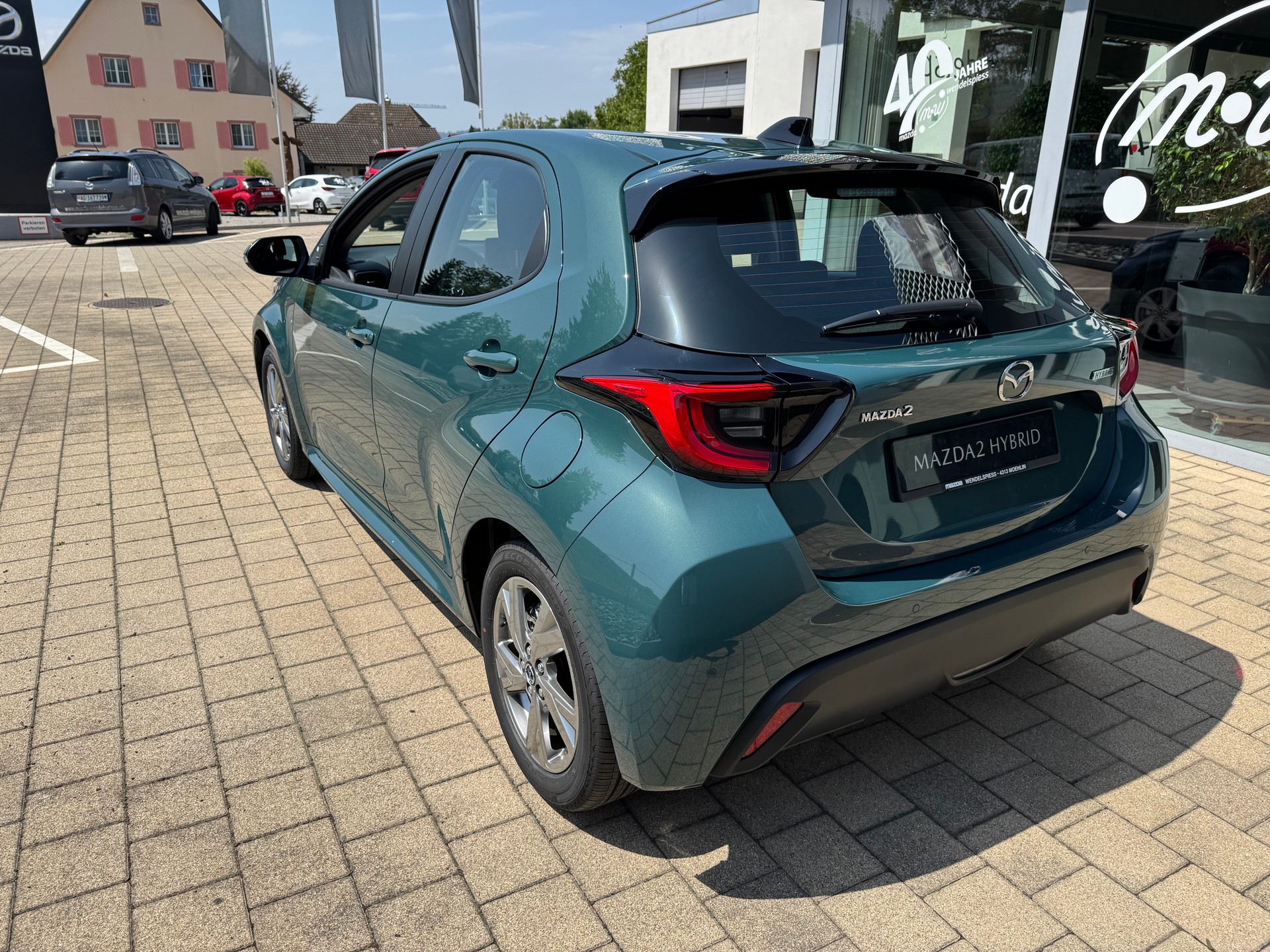 MAZDA 2 Hybrid Exclusive-line-image-3