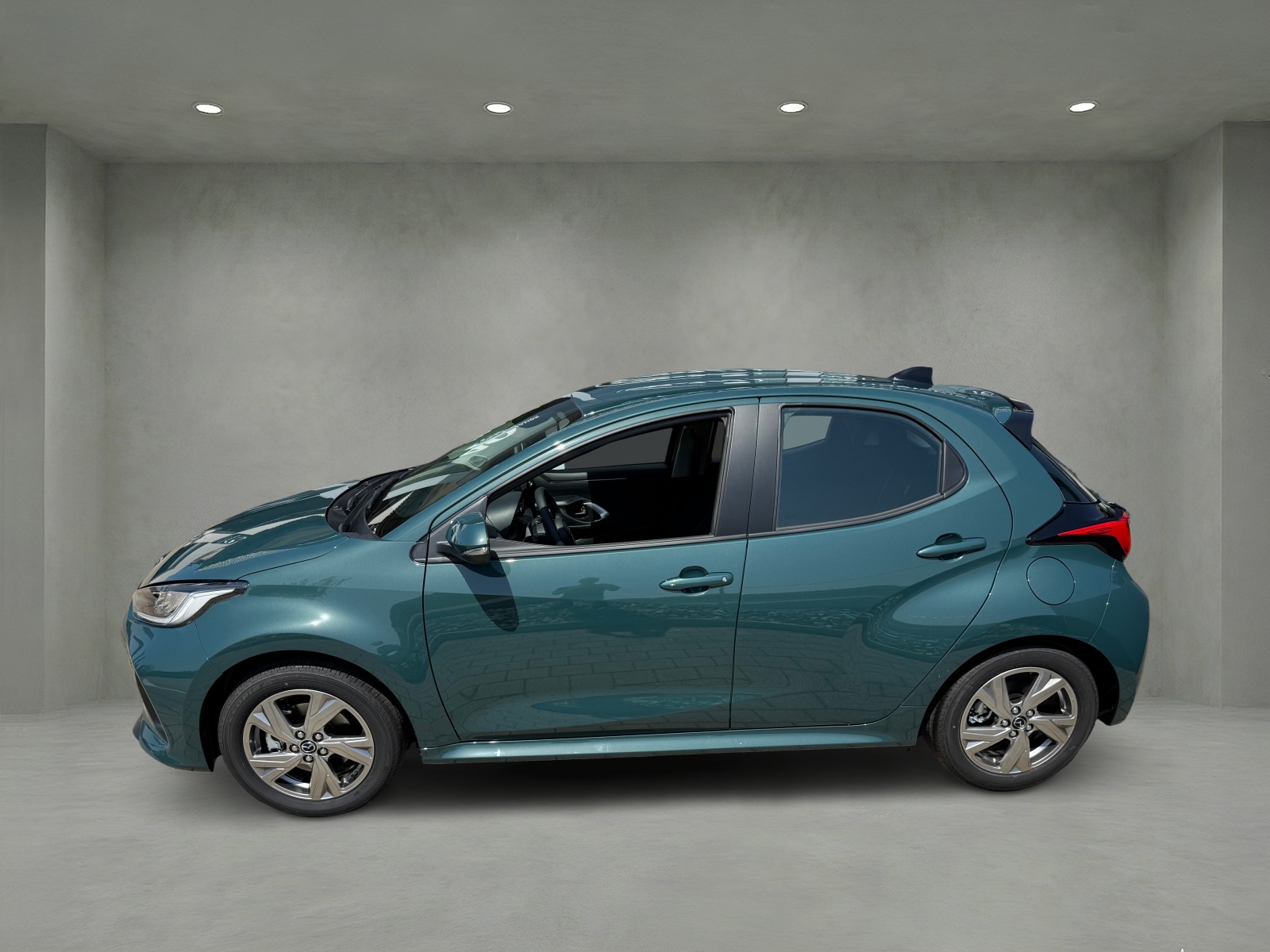 MAZDA 2 Hybrid Exclusive-line-showroom-element-2