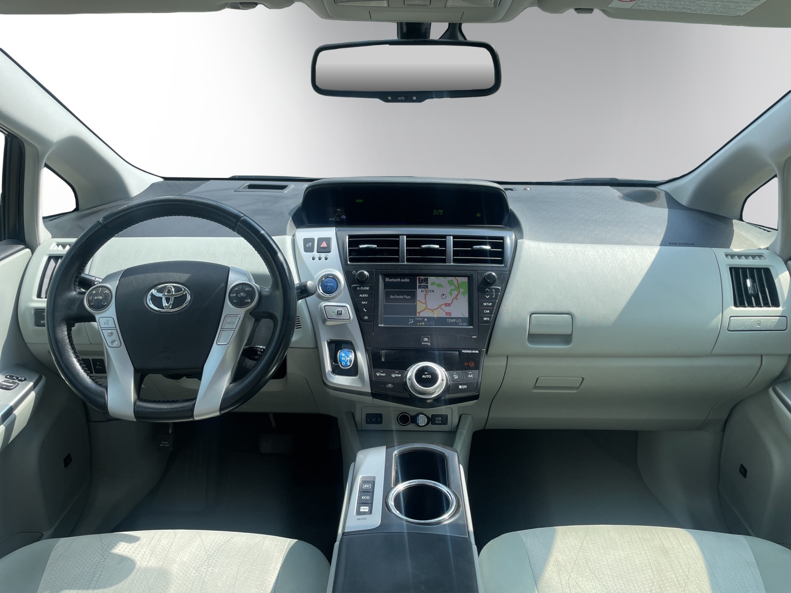 TOYOTA Prius+ 1.8 VVT-i HSD Sol-image-16