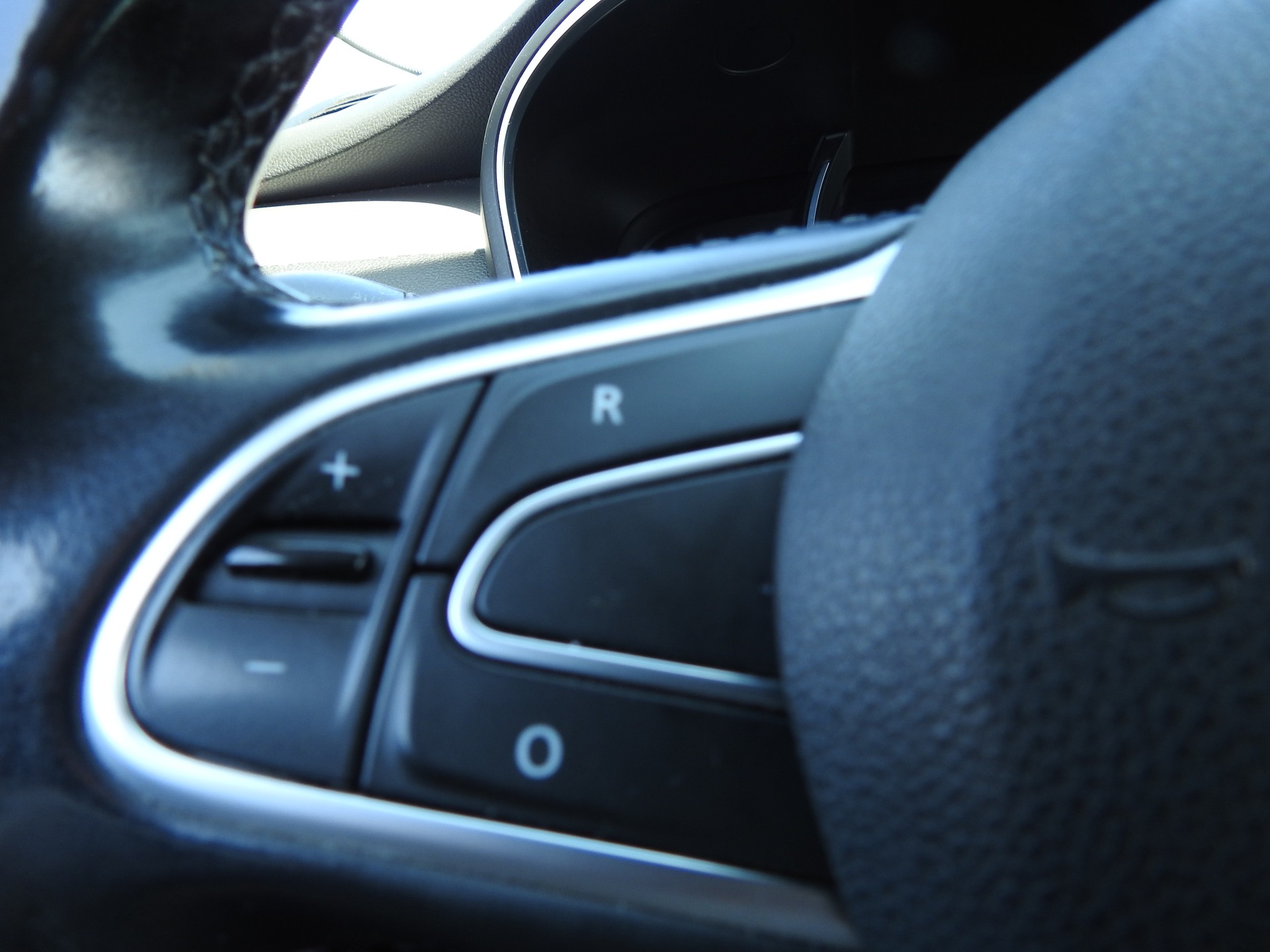 RENAULT Talisman 1.6 dCi Intens EDC-image-25